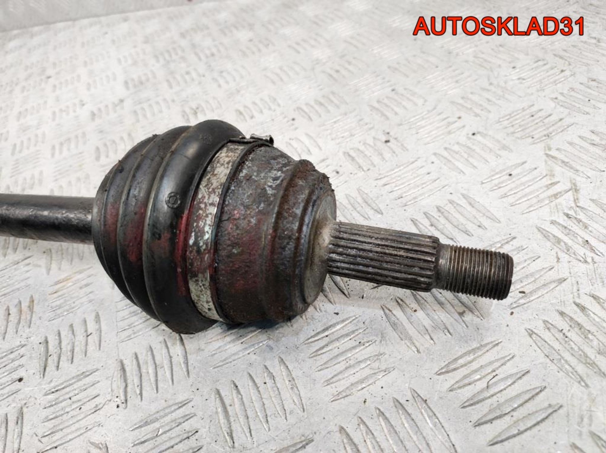 Полуось передняя левая VW Golf 3 1,4 Бензин, 2700 рублей, Дубовое