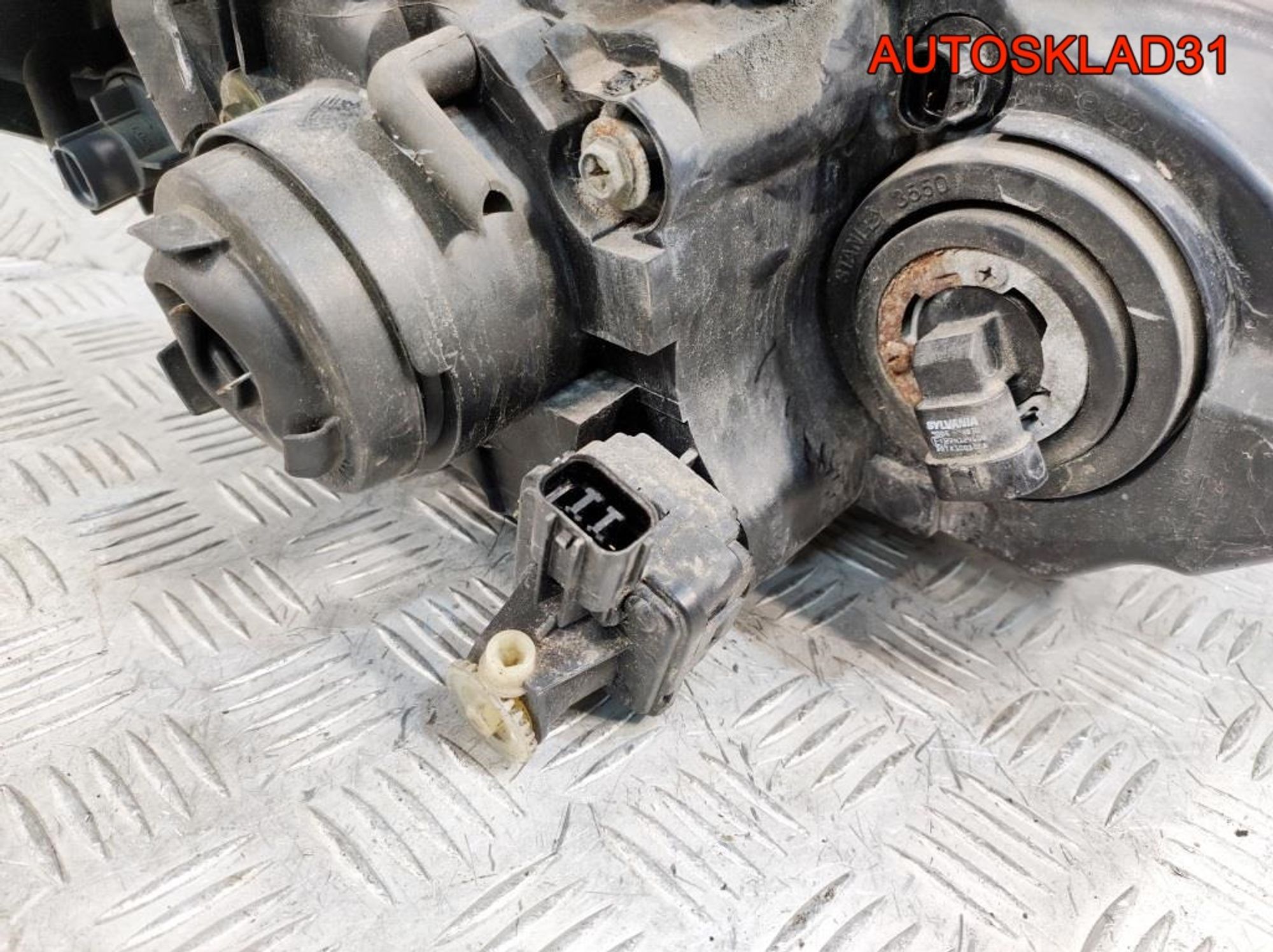 Фара левая Галоген Mazda 3 BK BP4K510L0D Хетчбэк, 6300 рублей, Дубовое