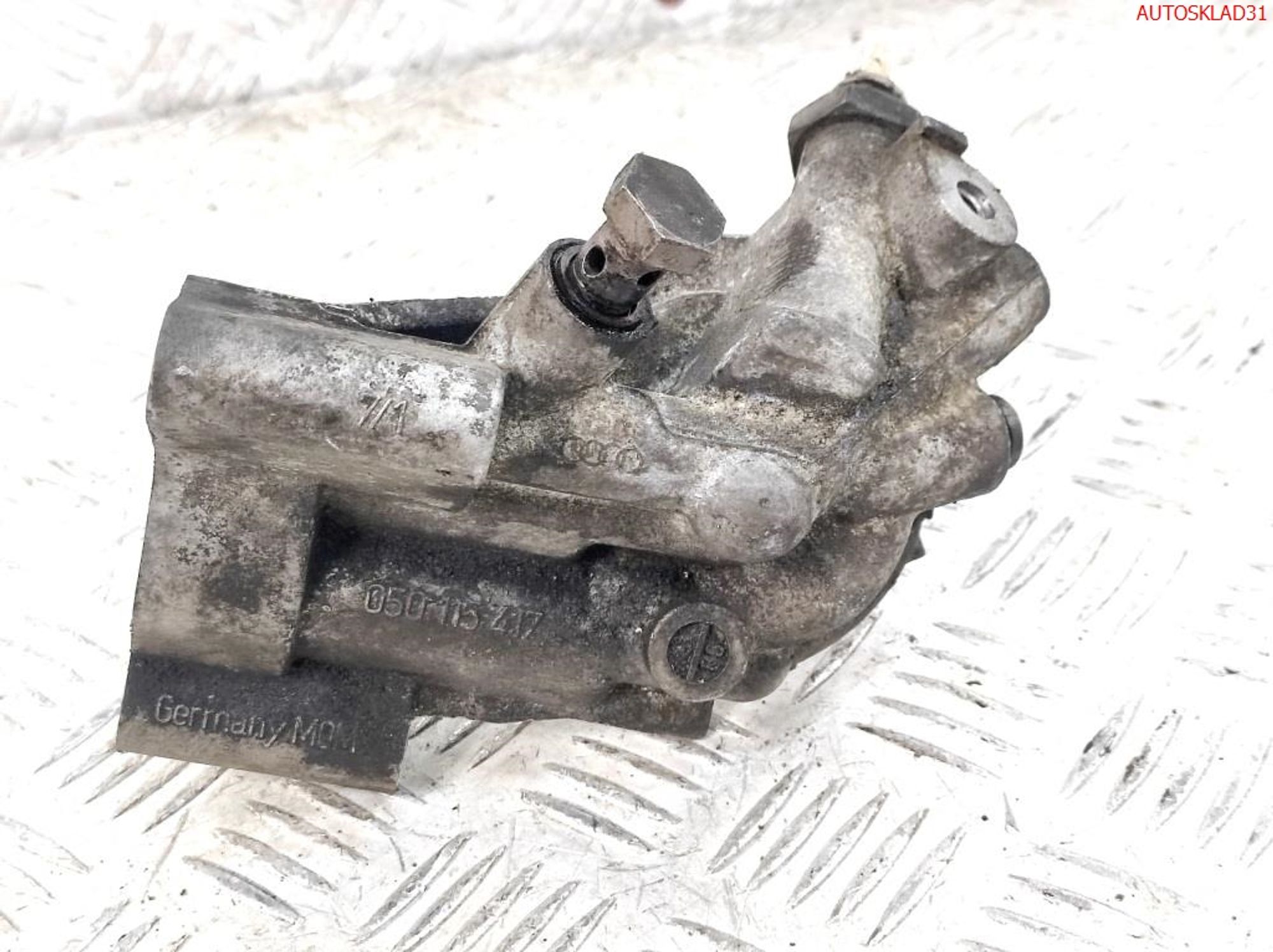 Кронштейн масляного фильтра Audi A6 C5 050115417, 900 рублей, Дубовое