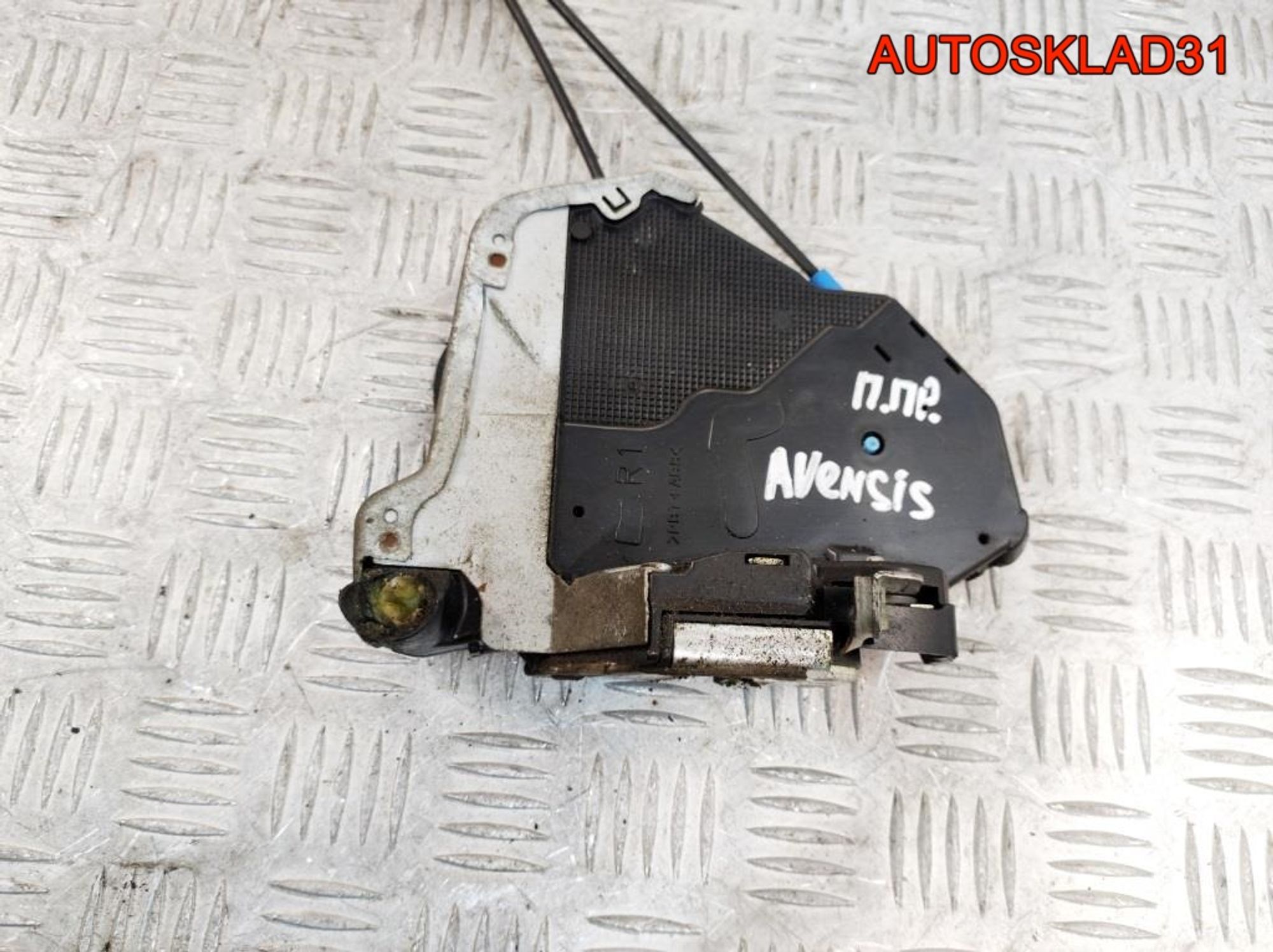 Замок двери передней правой Toyota Avensis T250 6903033251, 2300 рублей, Дубовое