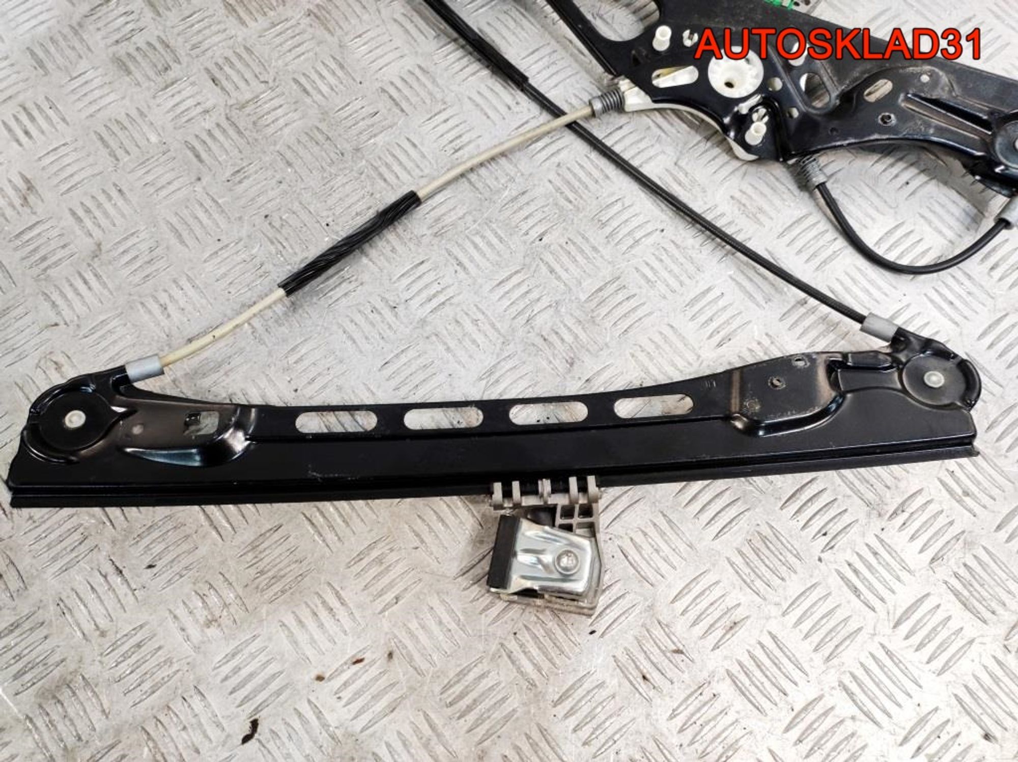 Стеклоподъемник передний левый Mercedes W211 A2117200146, 1800 рублей, Дубовое