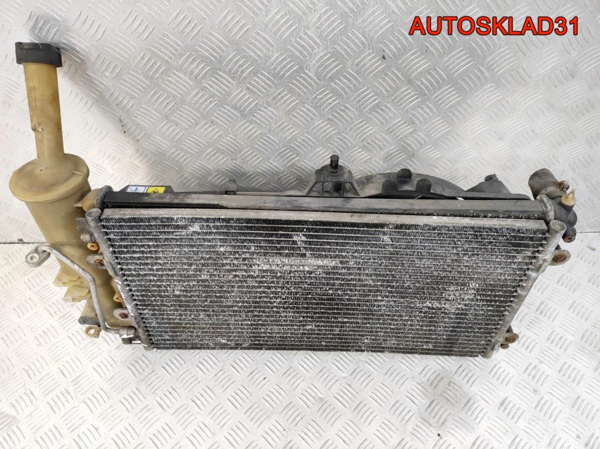 Кассета радиаторов Fiat Punto 2 1,2 Бензин, 12200 рублей, Дубовое