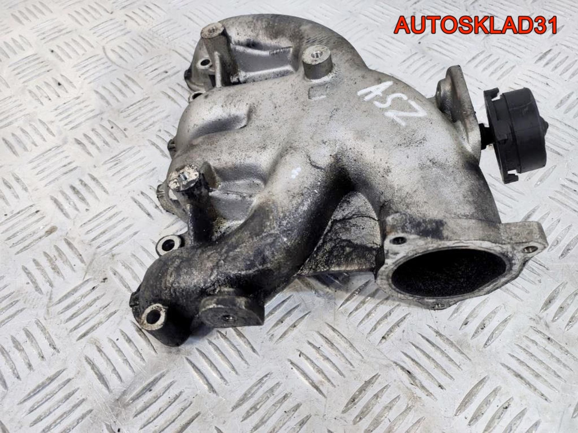 Коллектор впускной VW Sharan 1.9 ASZ 038129713AF, 900 рублей, Дубовое