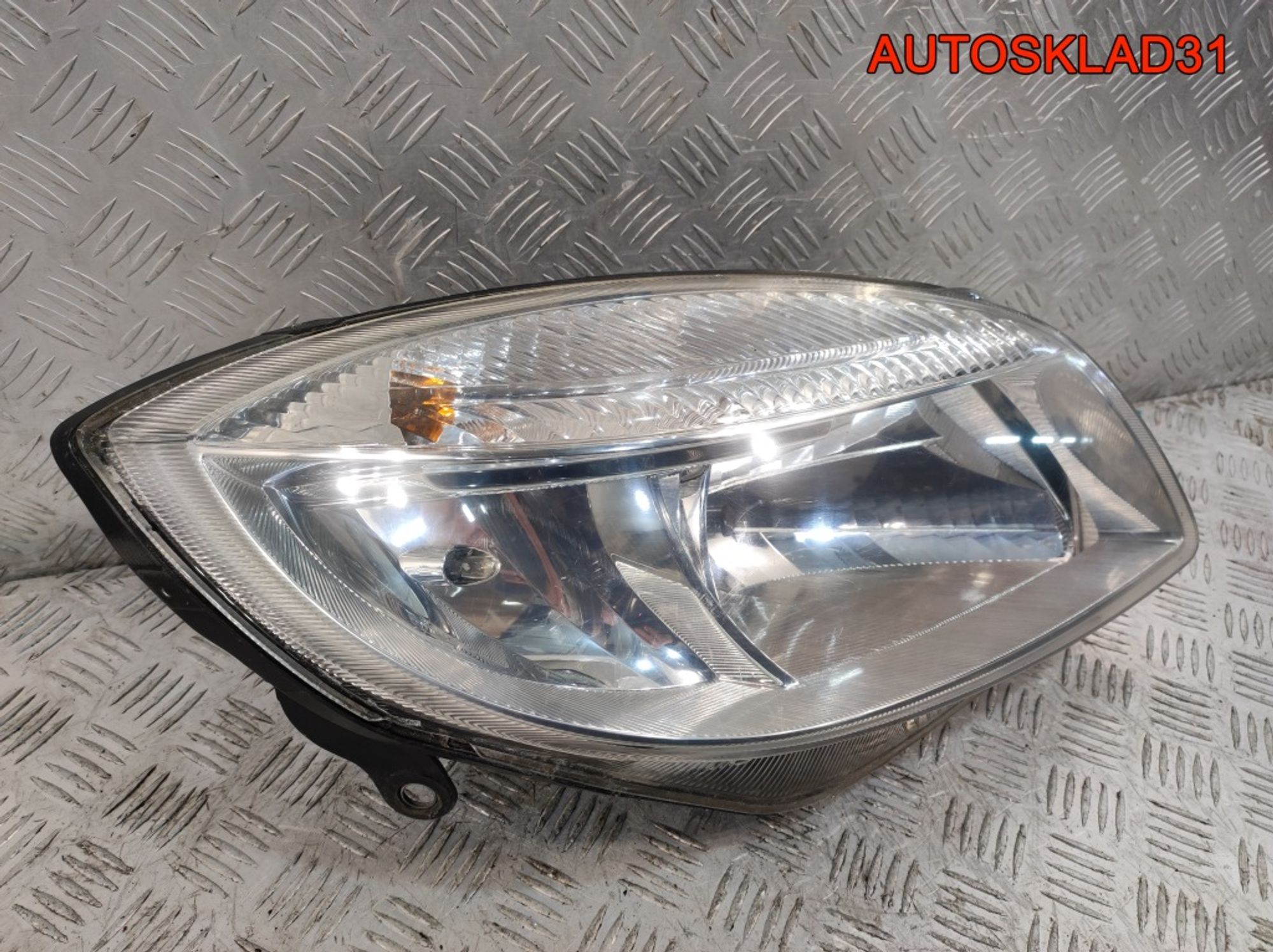 Фара правая Skoda Fabia 2 5J1941016 Дорест, 10000 рублей, Дубовое