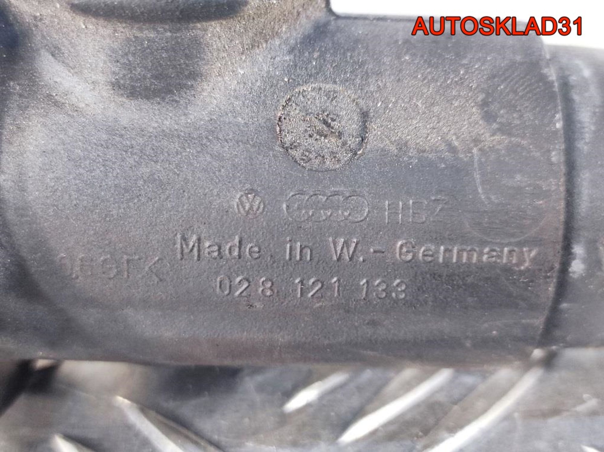 Фланец системы охлаждения Audi A4 B5 028121133, 600 рублей, Дубовое
