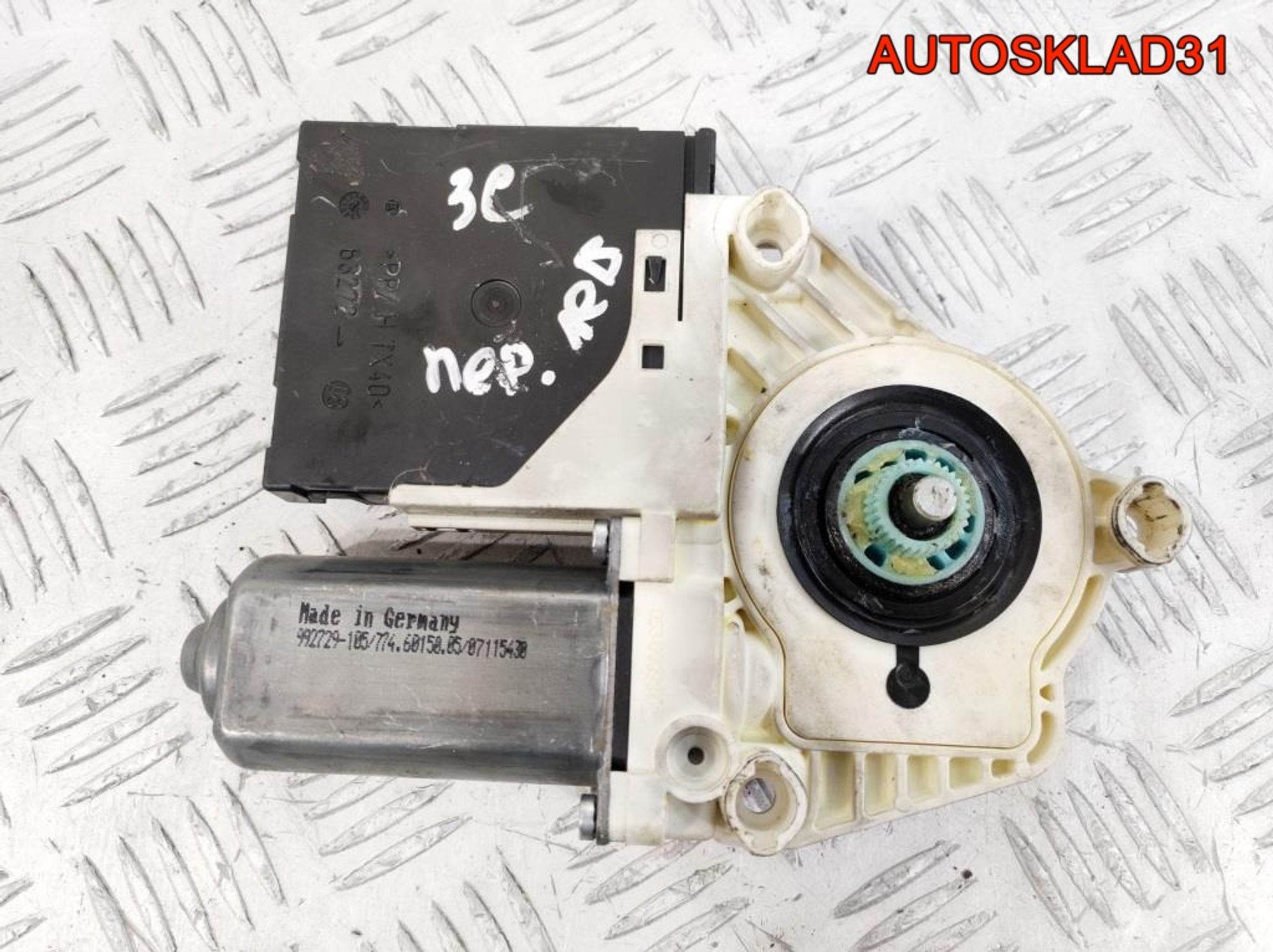 Моторчик стеклоподъемника передний левый VW Passat B6 1K0959793G, 1800 рублей, Дубовое