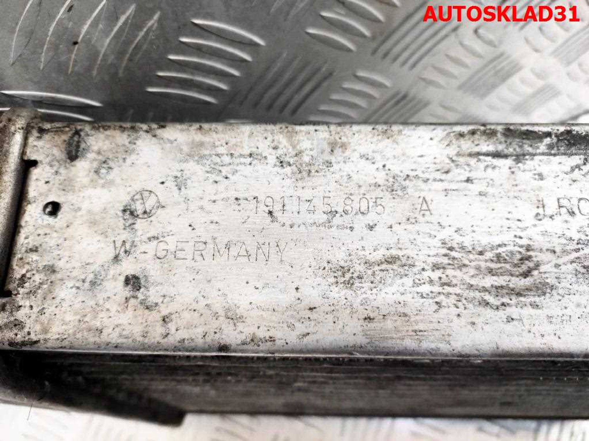 Интеркулер VW Golf 2 1,6 Дизель 191145805A, 2000 рублей, Дубовое