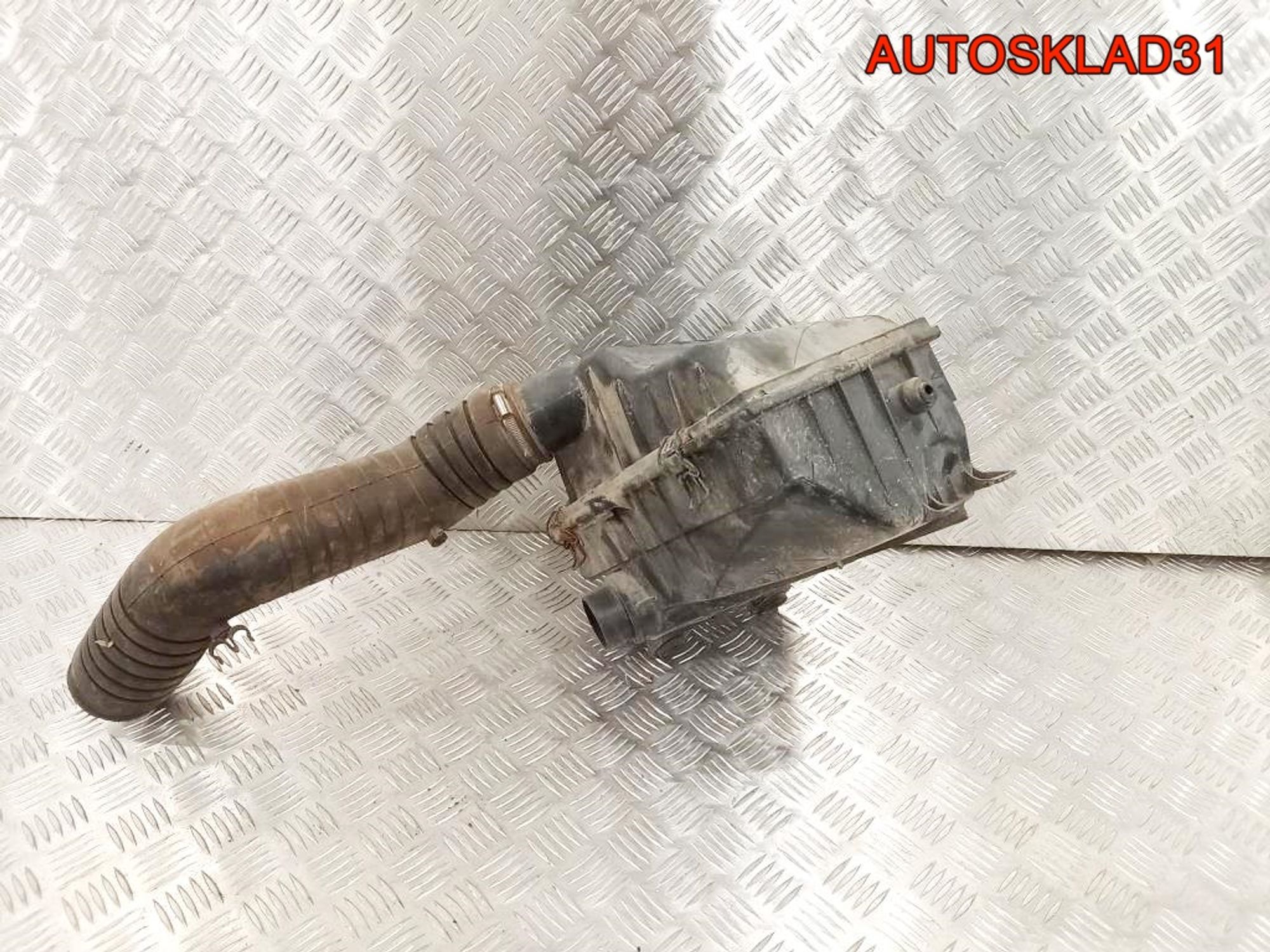 Корпус воздушного фильтра VW Passat B3 357129607, 900 рублей, Дубовое