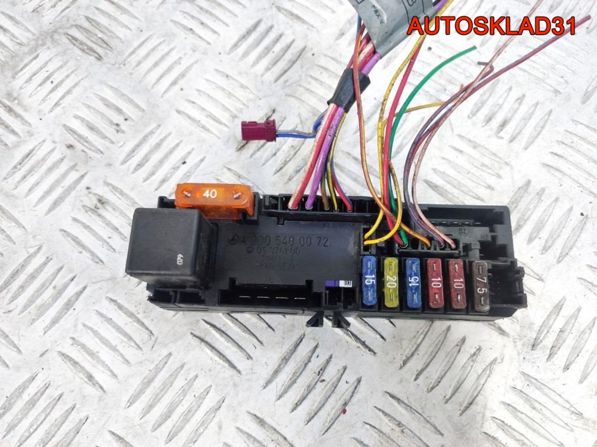 Блок предохранителей Mercedes Benz W210 0005400072, 1300 рублей, Дубовое