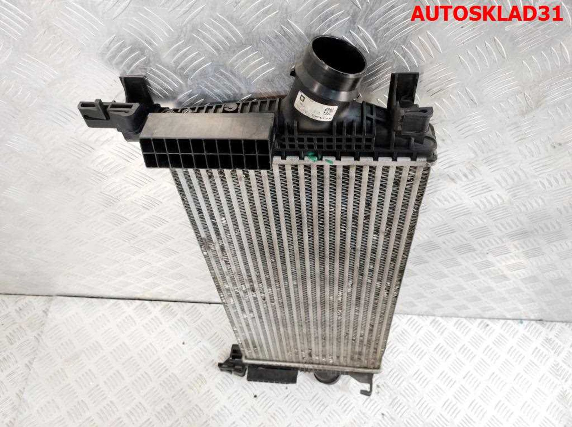 Интеркулер VW Golf 2 1,6 Дизель 191145805A, 2000 рублей, Дубовое