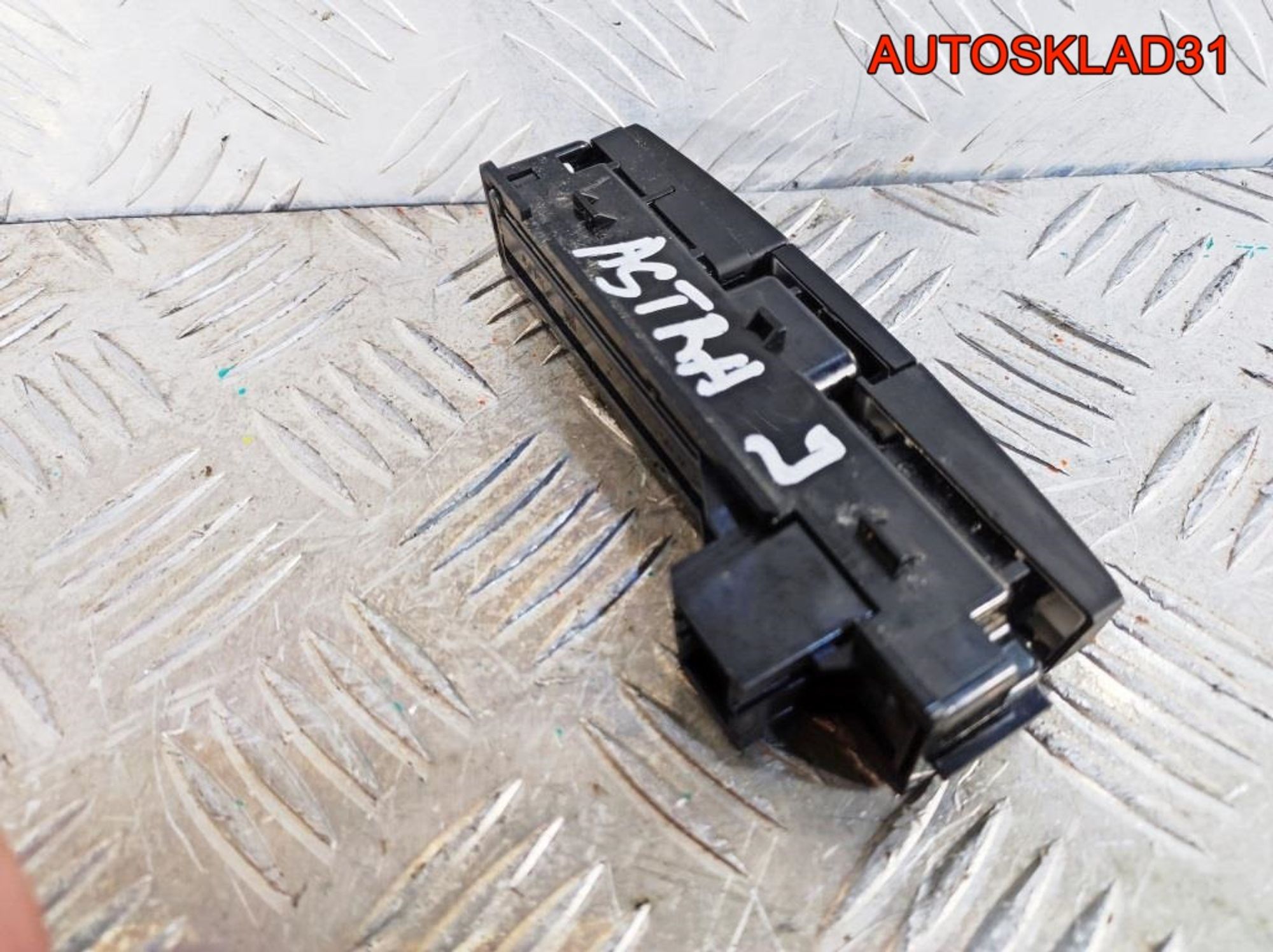 Блок кнопок Opel Astra J 13285122, 1300 рублей, Дубовое