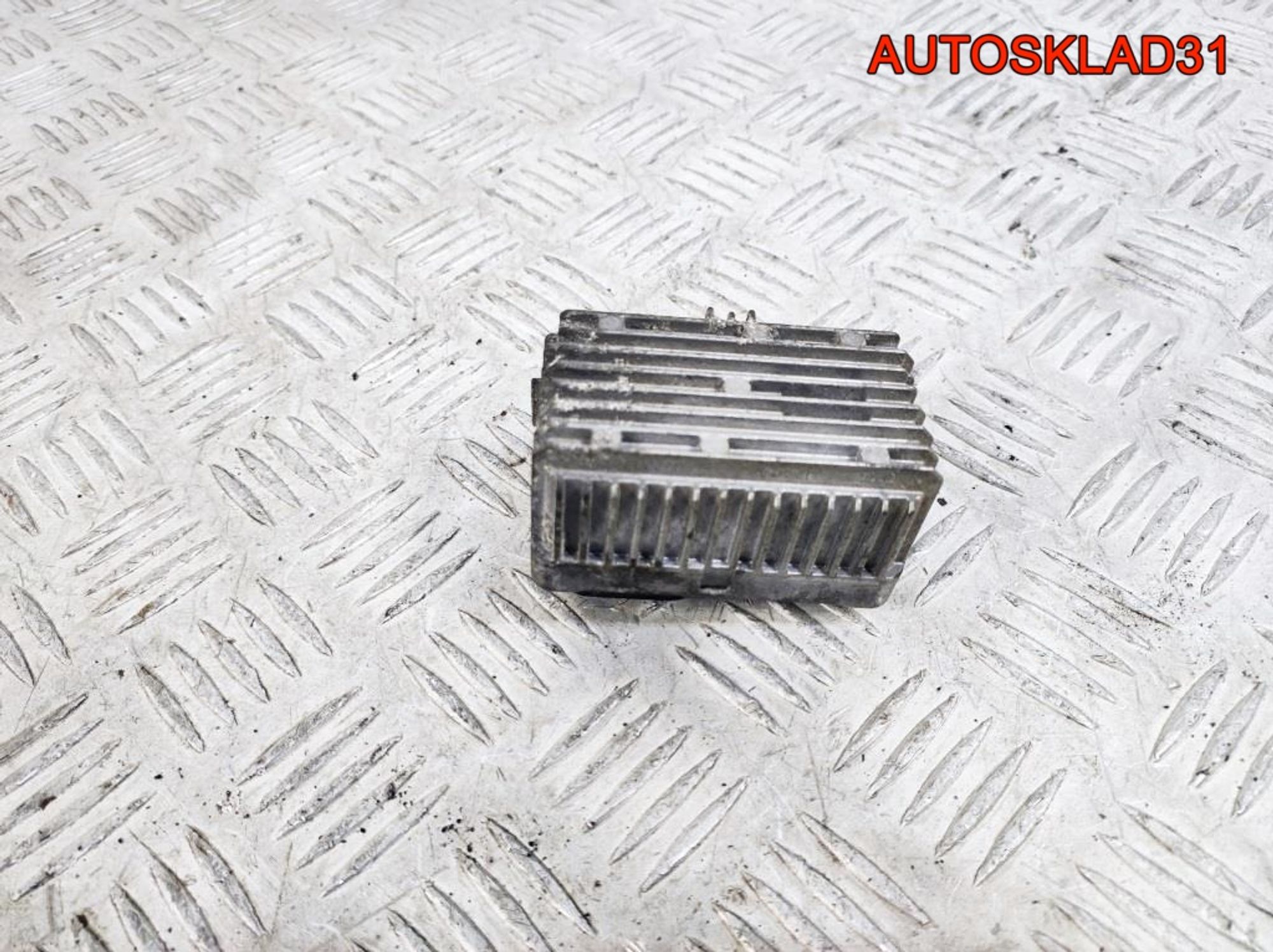 Реле свечей накала Opel Astra J A20DTH 55574293, 1300 рублей, Дубовое