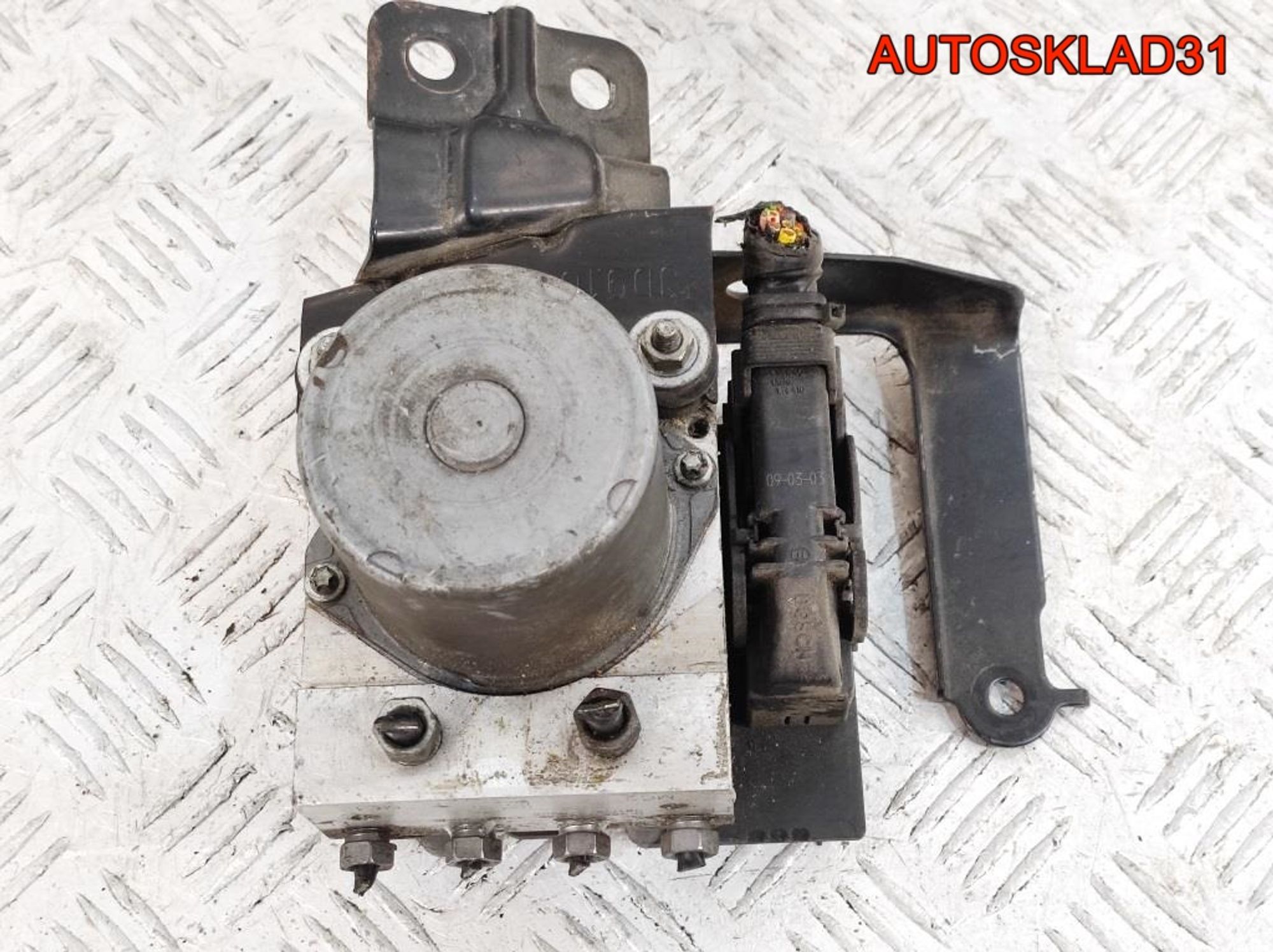 Блок ABS Nissan Qashqai 1,5 K9K Дизель 47660JD01D, 35000 рублей, Дубовое