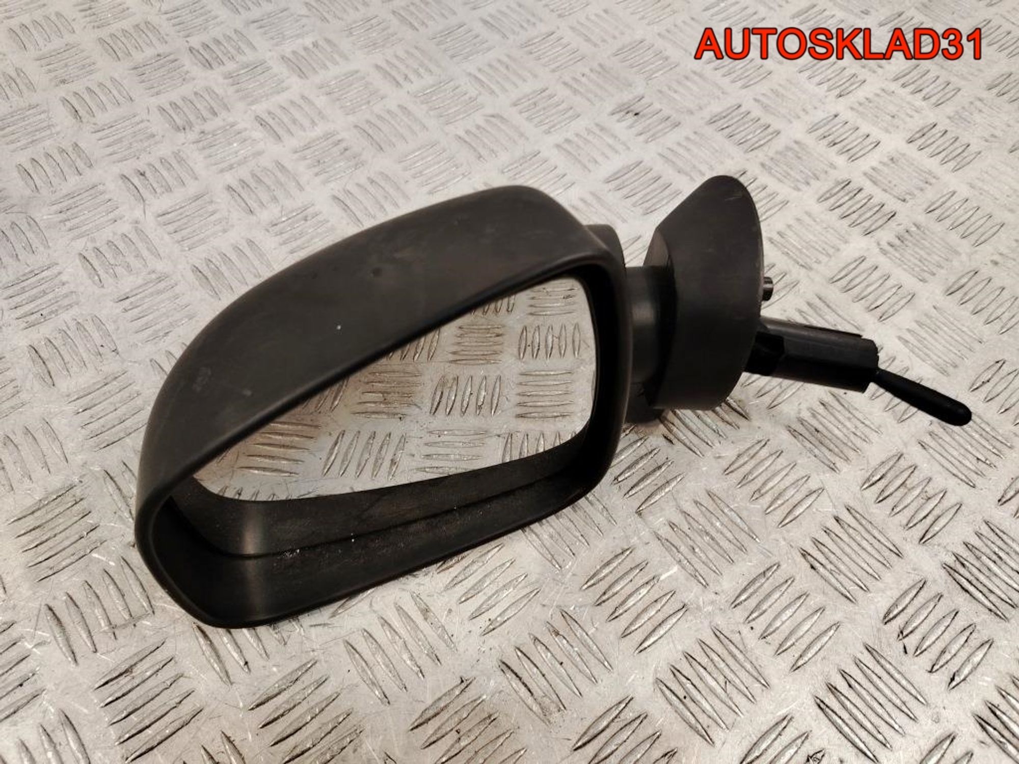 Зеркало левое механическое Renault Logan 8200965091, 1000 рублей, Дубовое