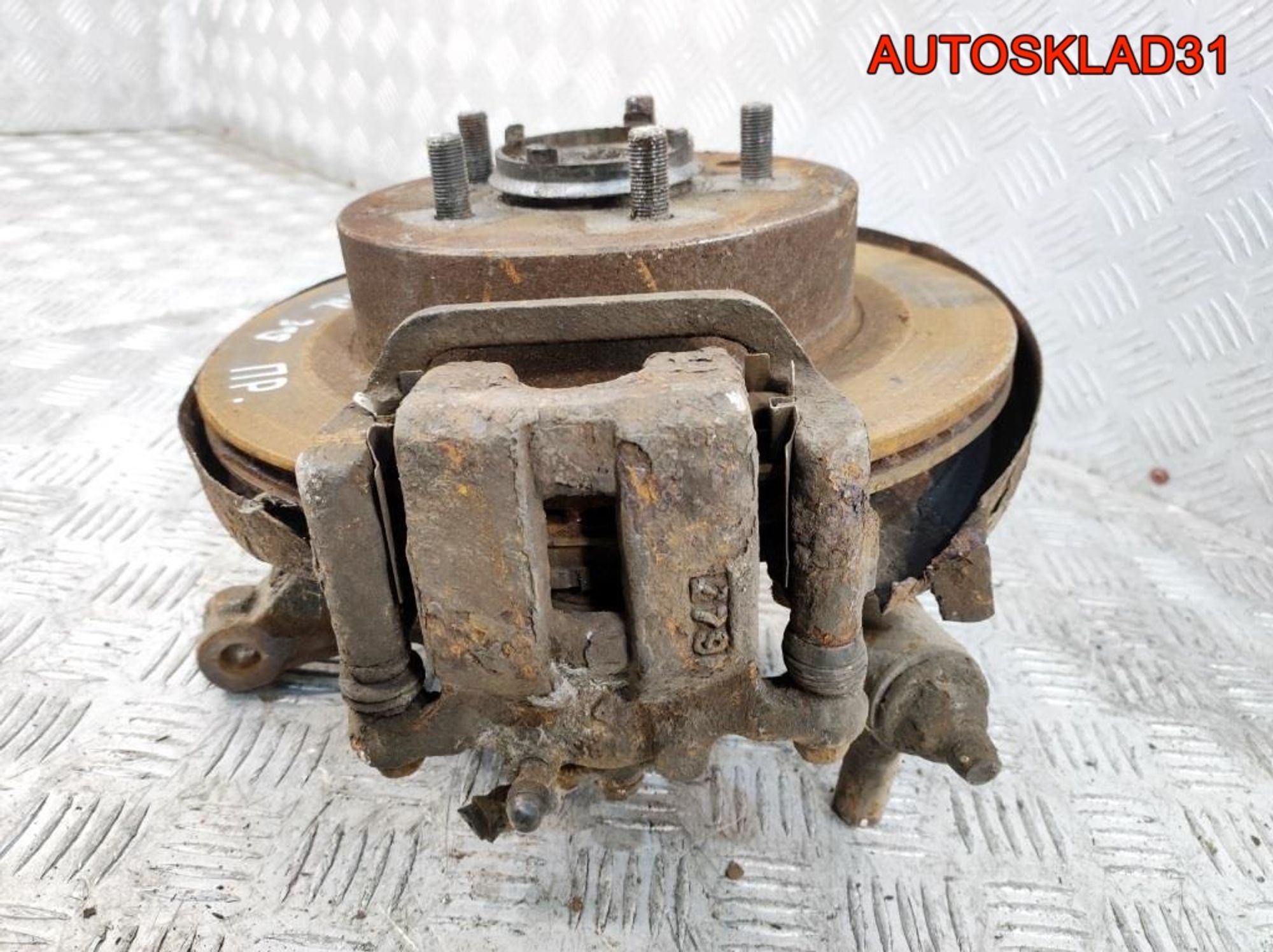 Кулак поворотный задний правый Nissan X-Trail T30 430188H300, 7000 рублей, Дубовое