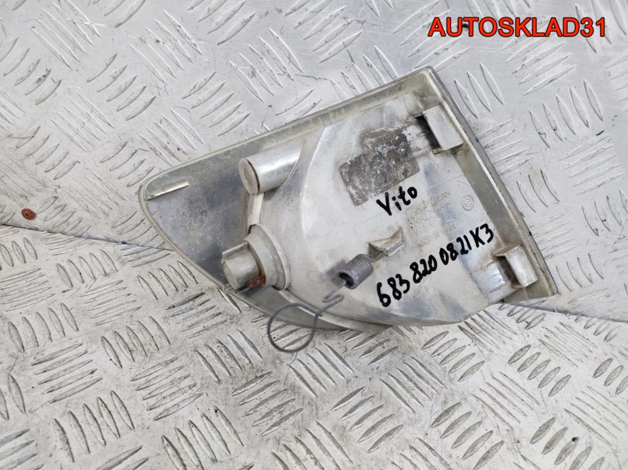 Указатель поворота левый белый Mercedes Vito 638, 900 рублей, Дубовое