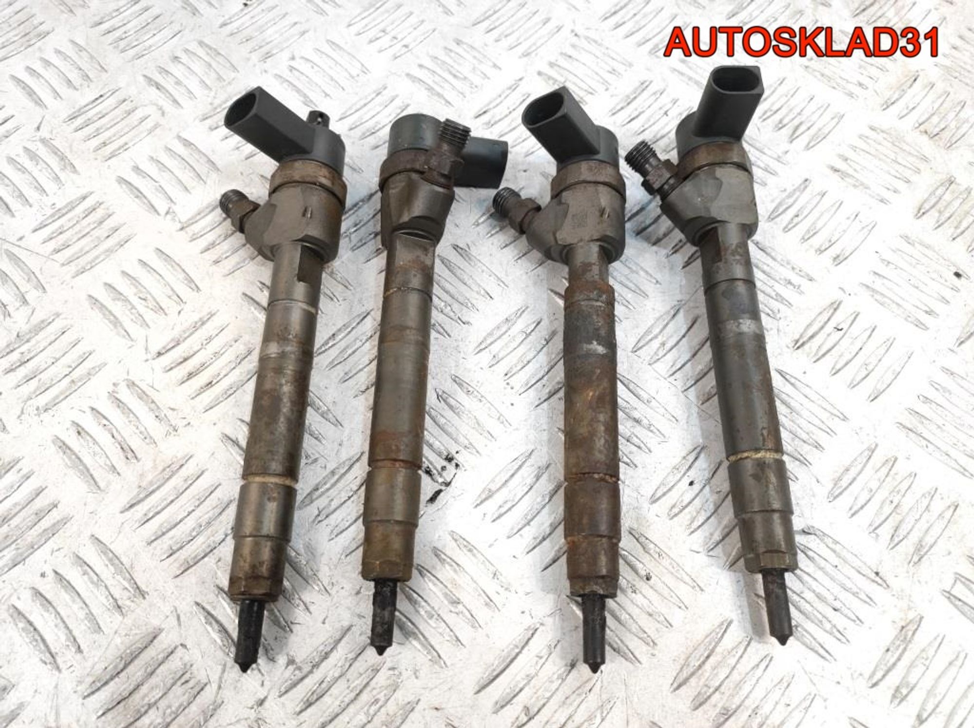 Форсунка дизельная Mercedes Benz W203 2,2 611.962 A6110701787, 7500 рублей, Дубовое