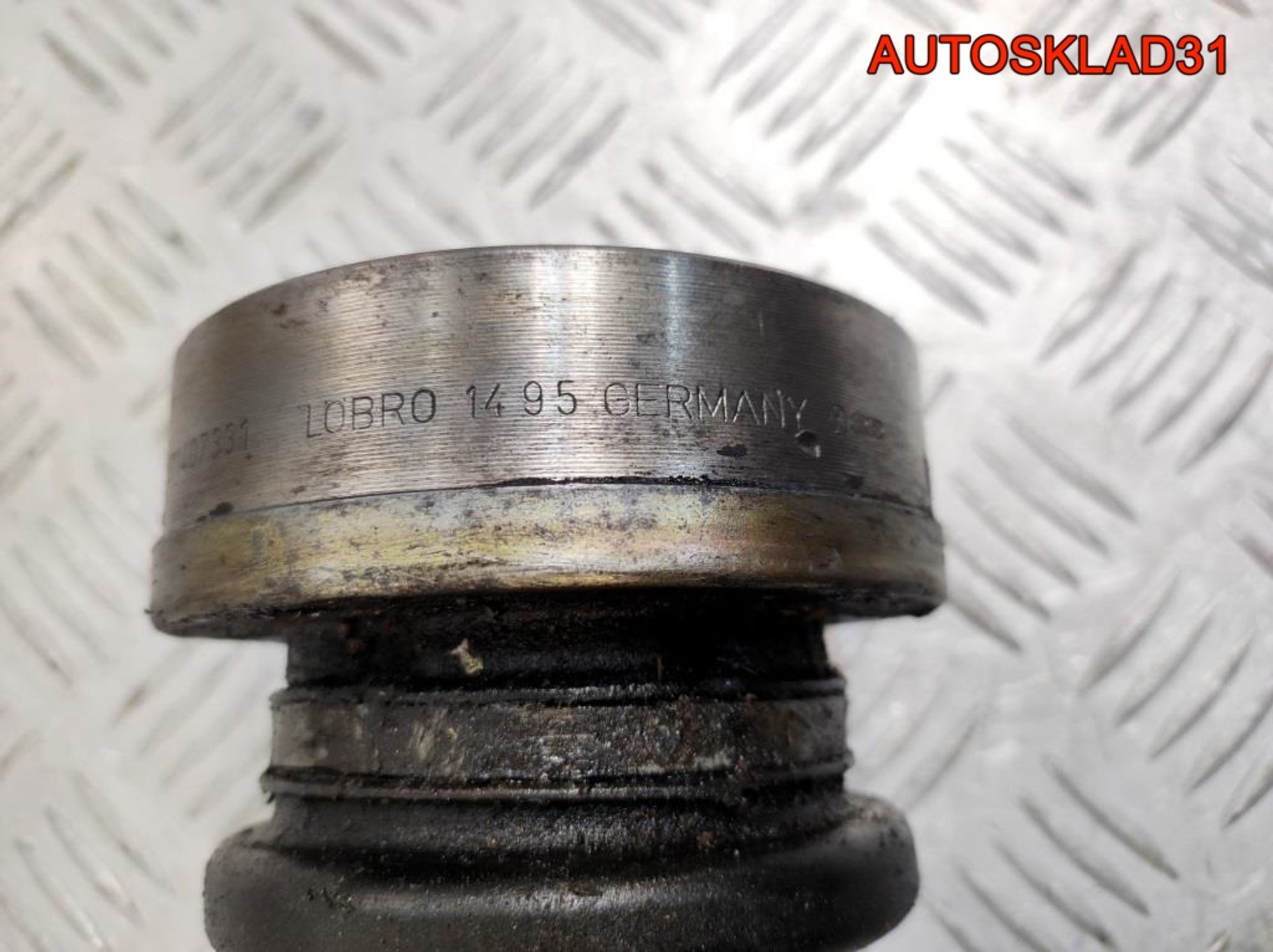 Полуось передняя правая VW Passat B5 8D0407272AP, 4100 рублей, Дубовое