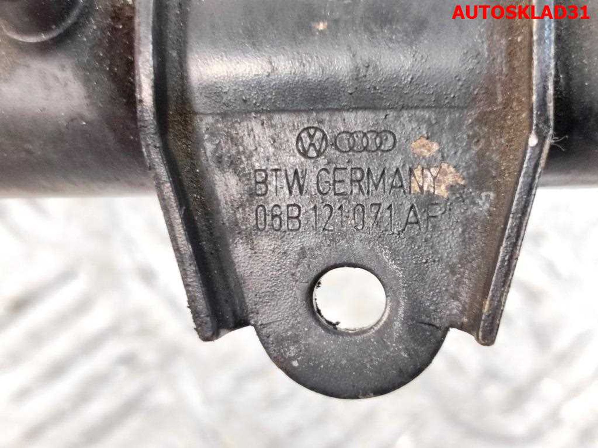 Трубка охлаждающей жидкости VW Passat B5+ AZM 06B121071AF, 800 рублей, Дубовое