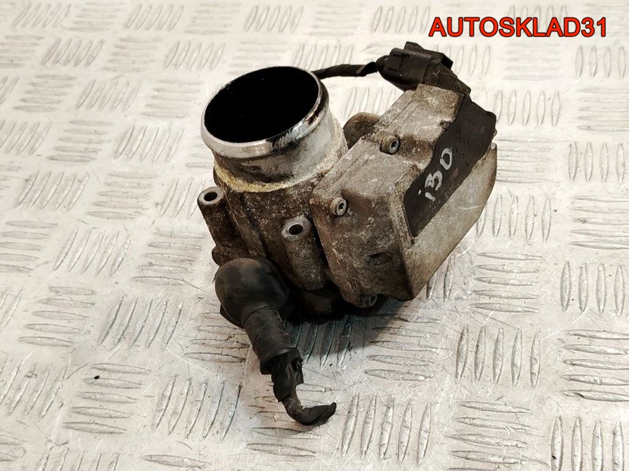 Заслонка дроссельная Hyundai i30 1,6 Дизель 351002A750, 2000 рублей, Дубовое