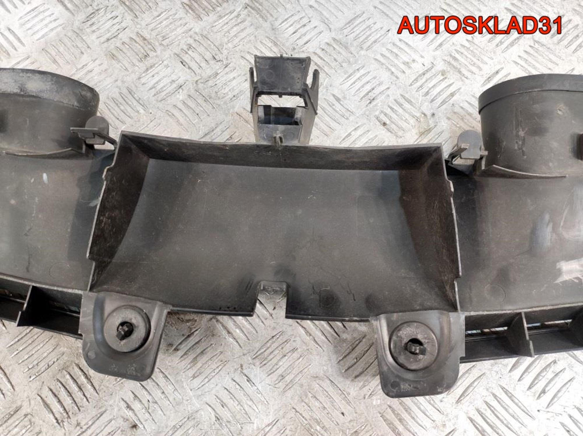 Воздухозаборник Mercedes GLK X204 A2045000355, 2300 рублей, Дубовое