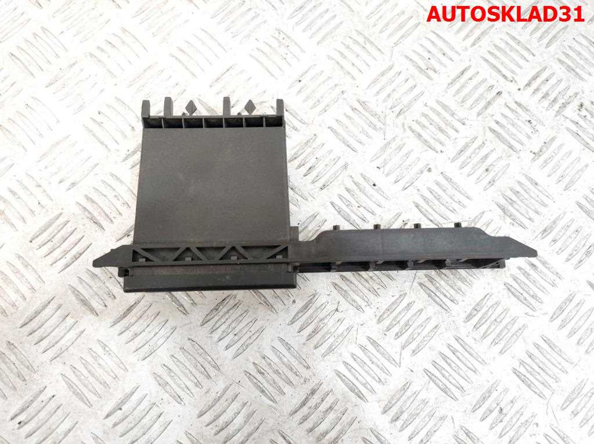 Рамка кнопок в торпедо Audi A6 C4 4A0941561A, 300 рублей, Дубовое