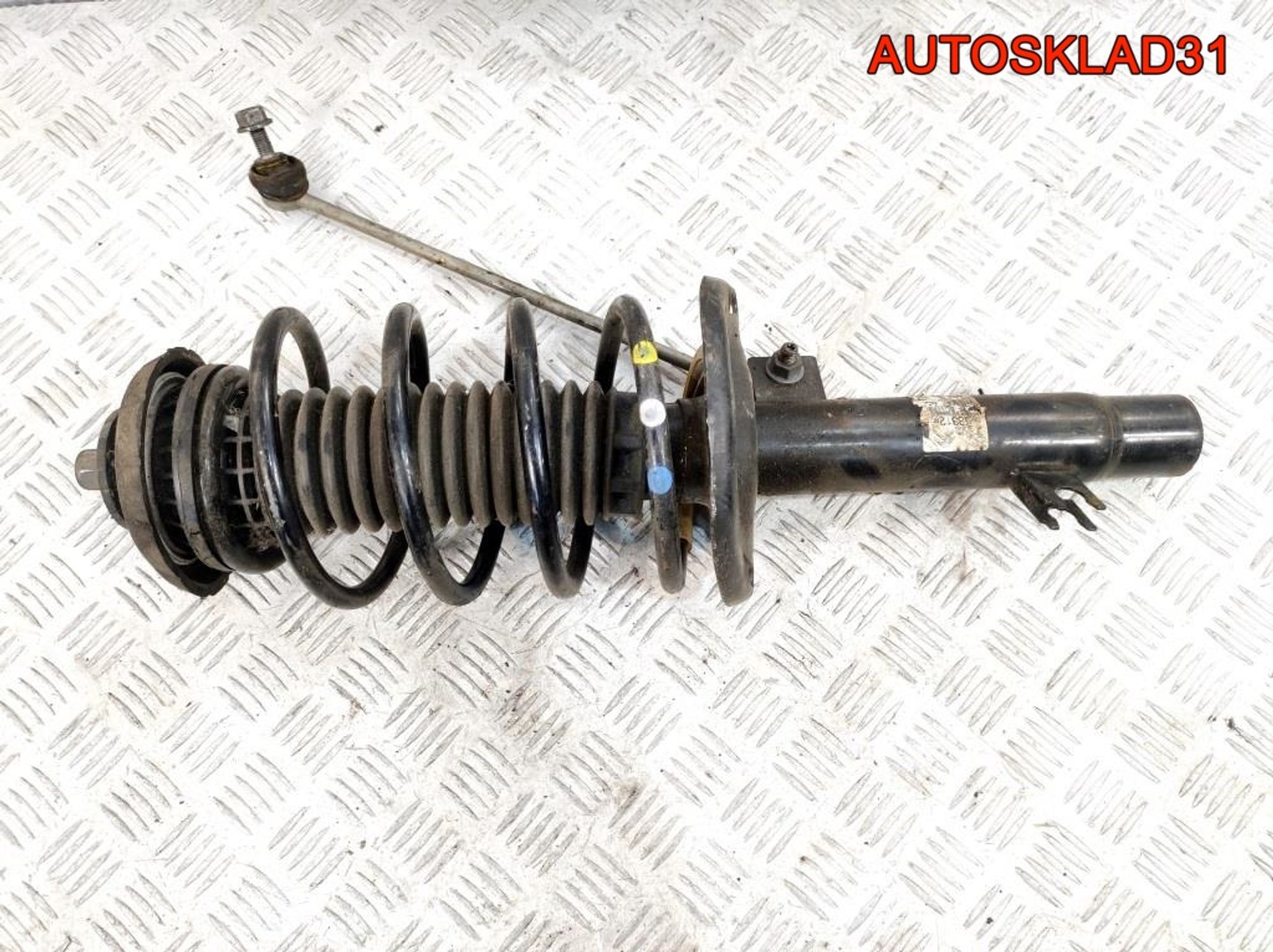 Амортизаторы передние Комплект Peugeot 208 9804831280, 8000 рублей, Дубовое