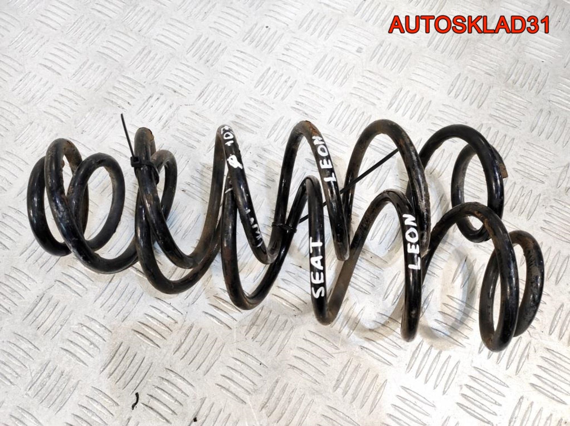Пружина задняя комплект SEAT Leon 1M1 1J0511115AE, 1800 рублей, Дубовое