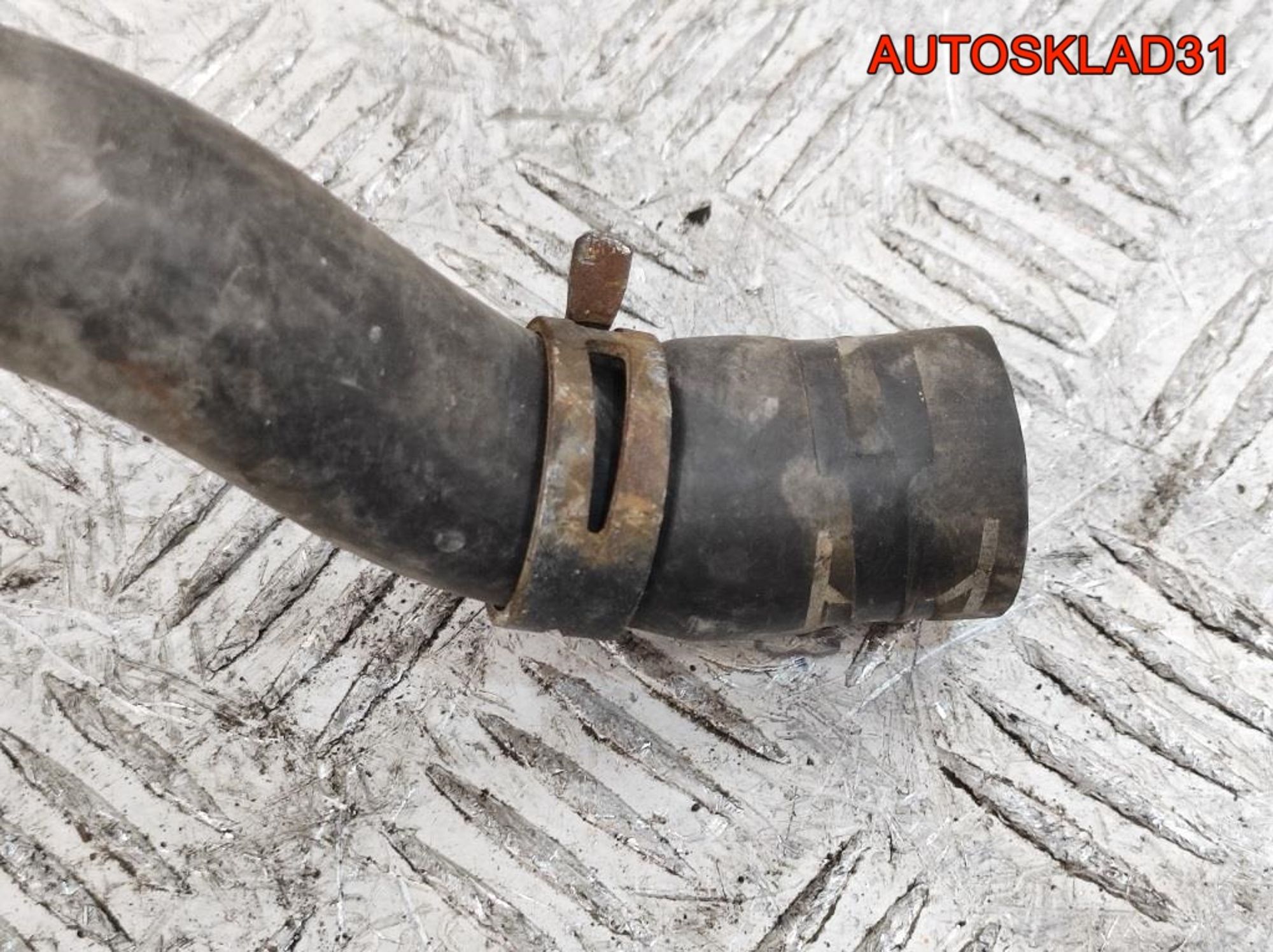 Патрубок системы охлаждения VW Golf 4 2,0 Бензин 1J0122157P, 600 рублей, Дубовое