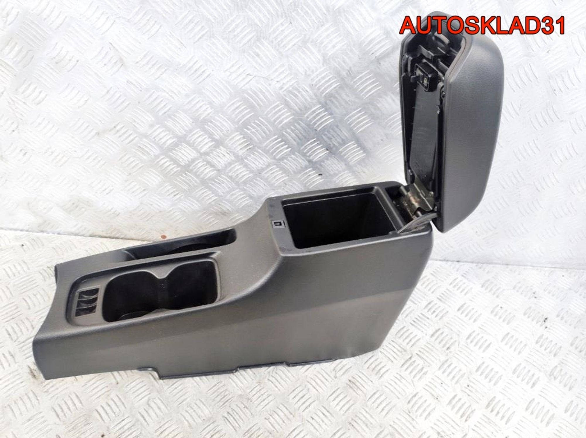 Подлокотник Mitsubishi Lancer 9 MR512526, 2100 рублей, Дубовое