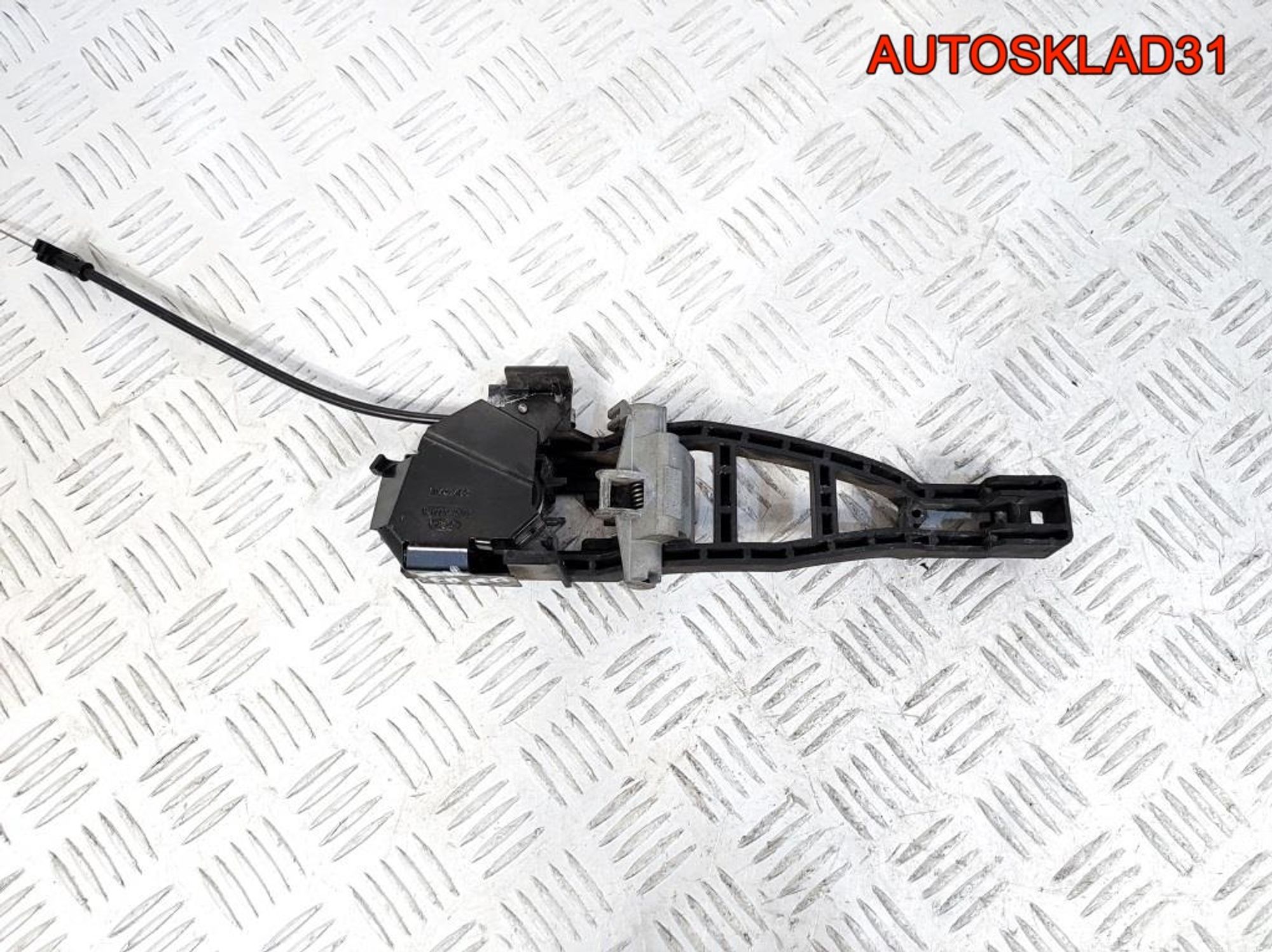 Кронштейн ручки двери Ford Focus 2 3M51R224A37BF, 500 рублей, Дубовое