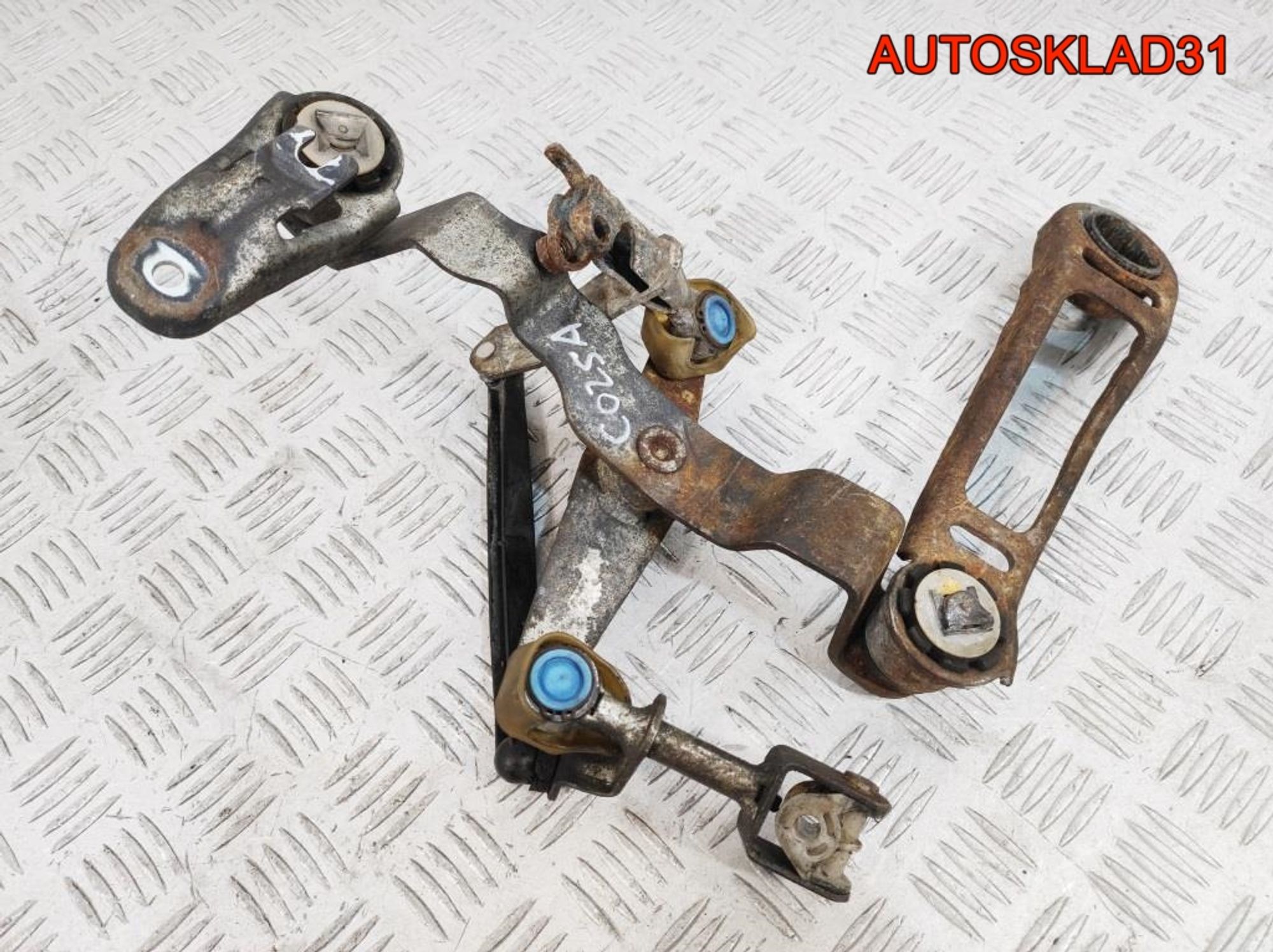 Мexaнизм выборa пeредач Opel Corsa D 758947, 1500 рублей, Дубовое