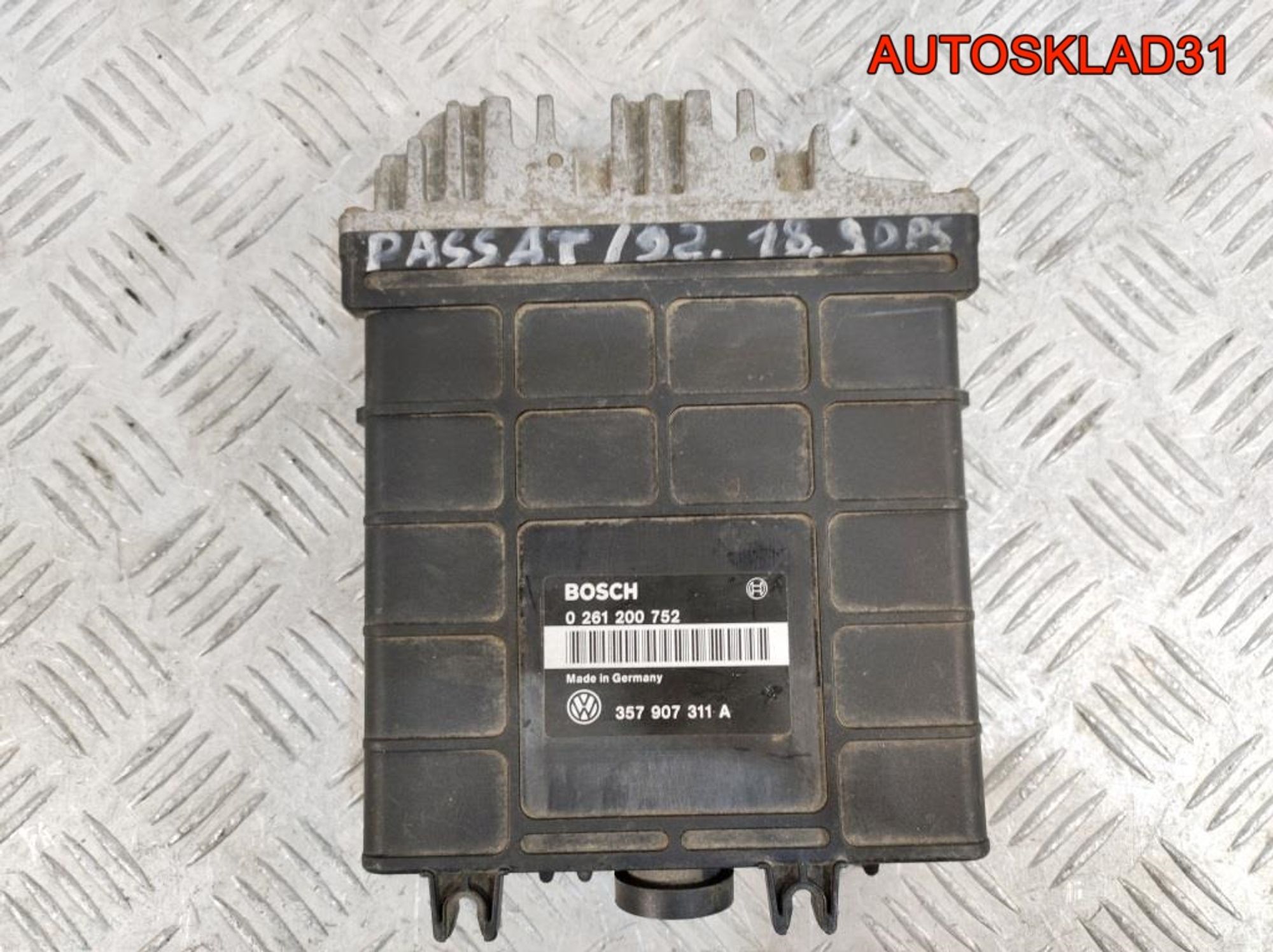Блок ЭБУ Volkswagen Passat B3 1.8 ABS 357907311A, 1000 рублей, Дубовое