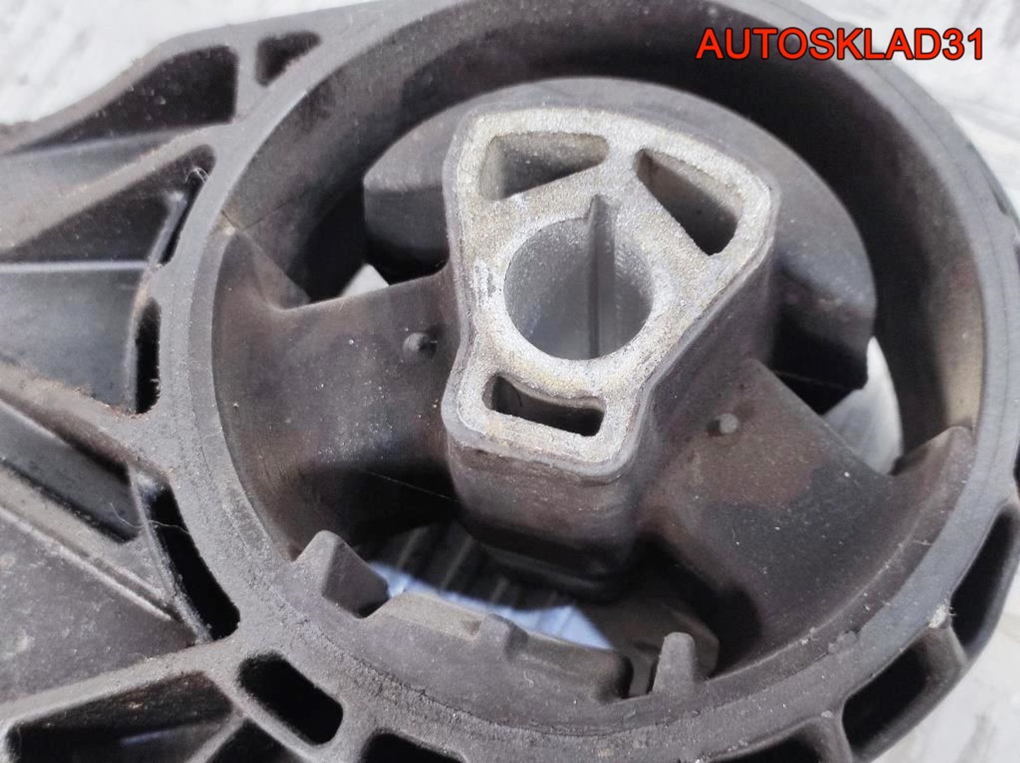 Опора МКПП передняя Opel Astra J A14NET 13248600, 900 рублей, Дубовое