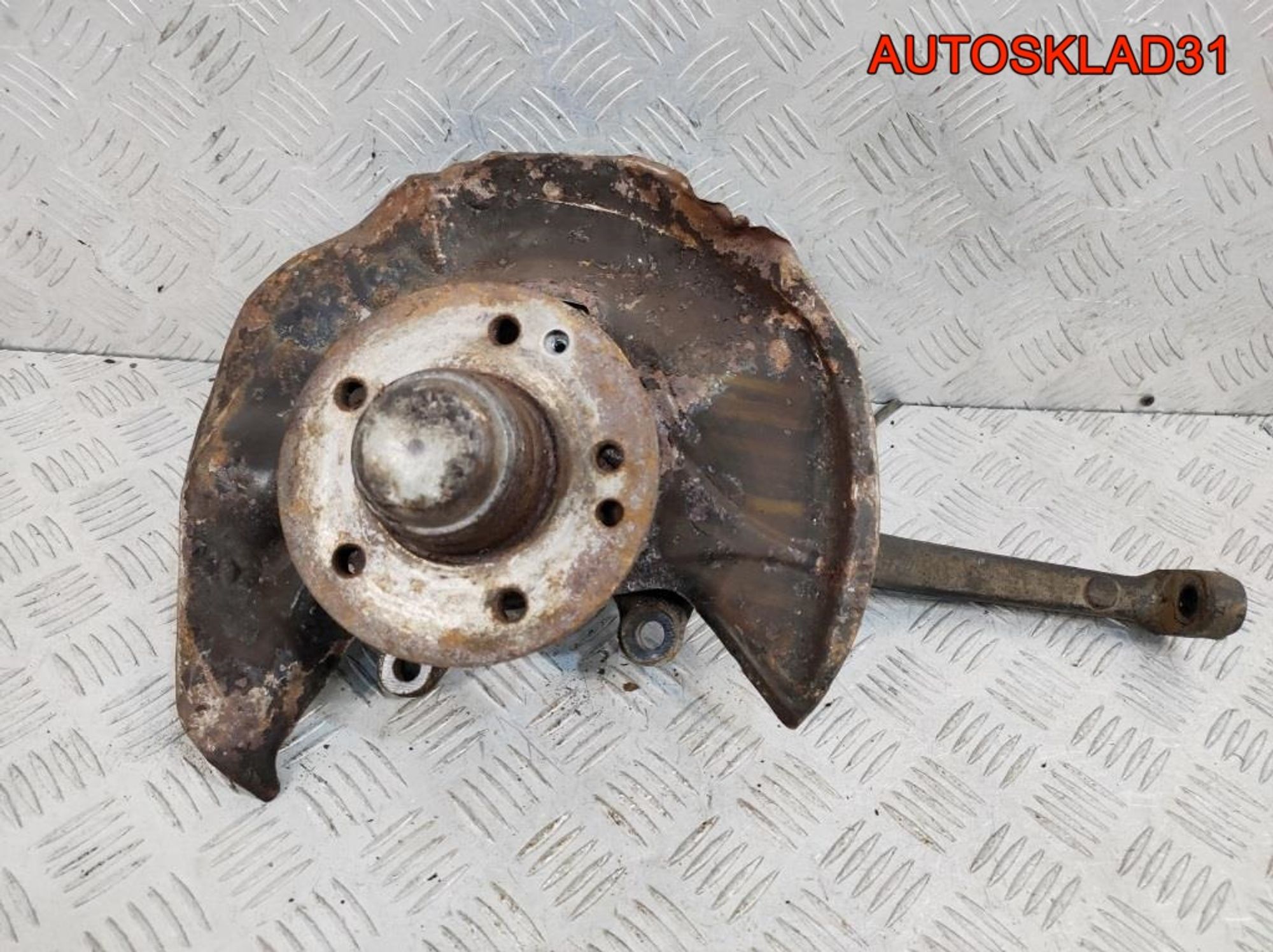 Кулак поворотный передний правый Mercedes W202, 2300 рублей, Дубовое