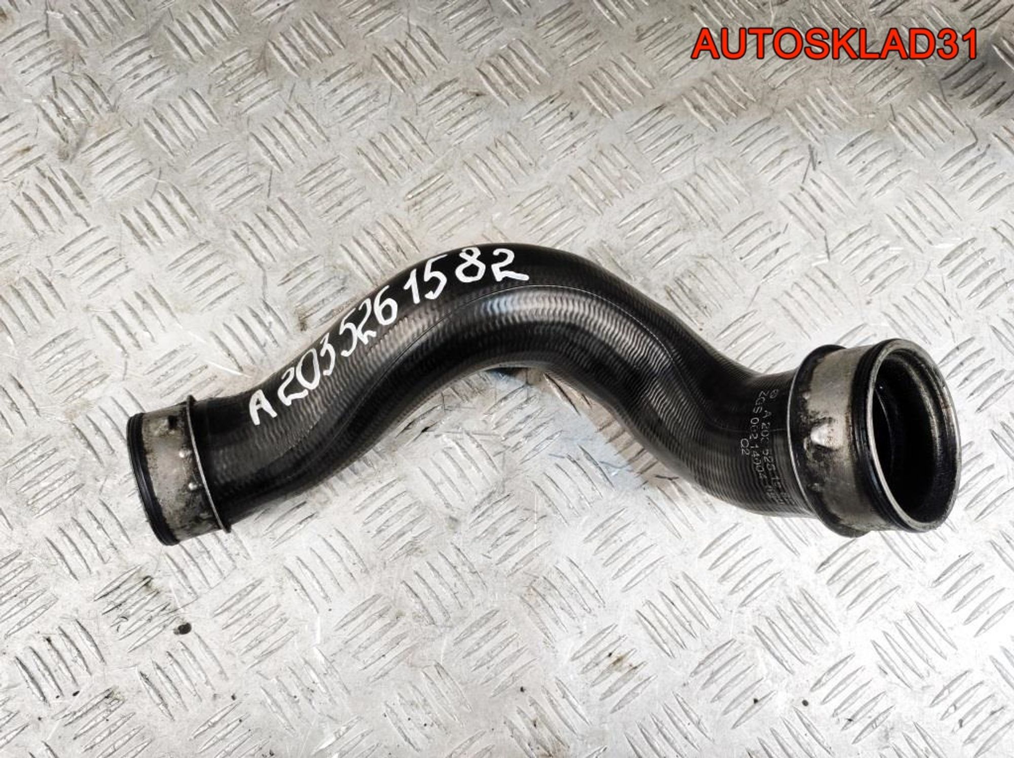 Патрубок интеркулера Mercedes Benz W203 2.2 Дизель A2035281582, 2500 рублей, Дубовое