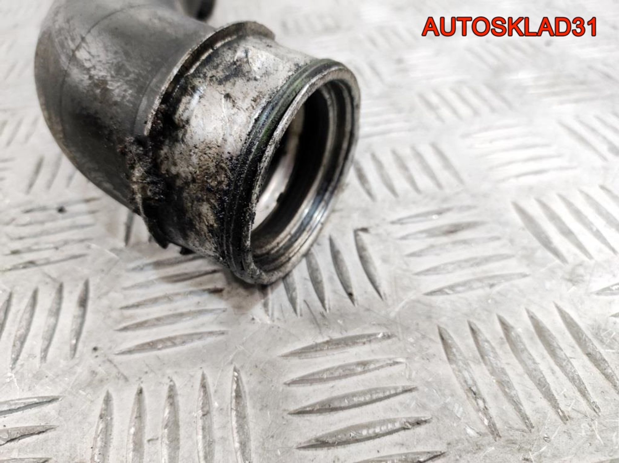 Патрубок интеркулера BMW E46 2,0 M47 11617788357A, 1400 рублей, Дубовое