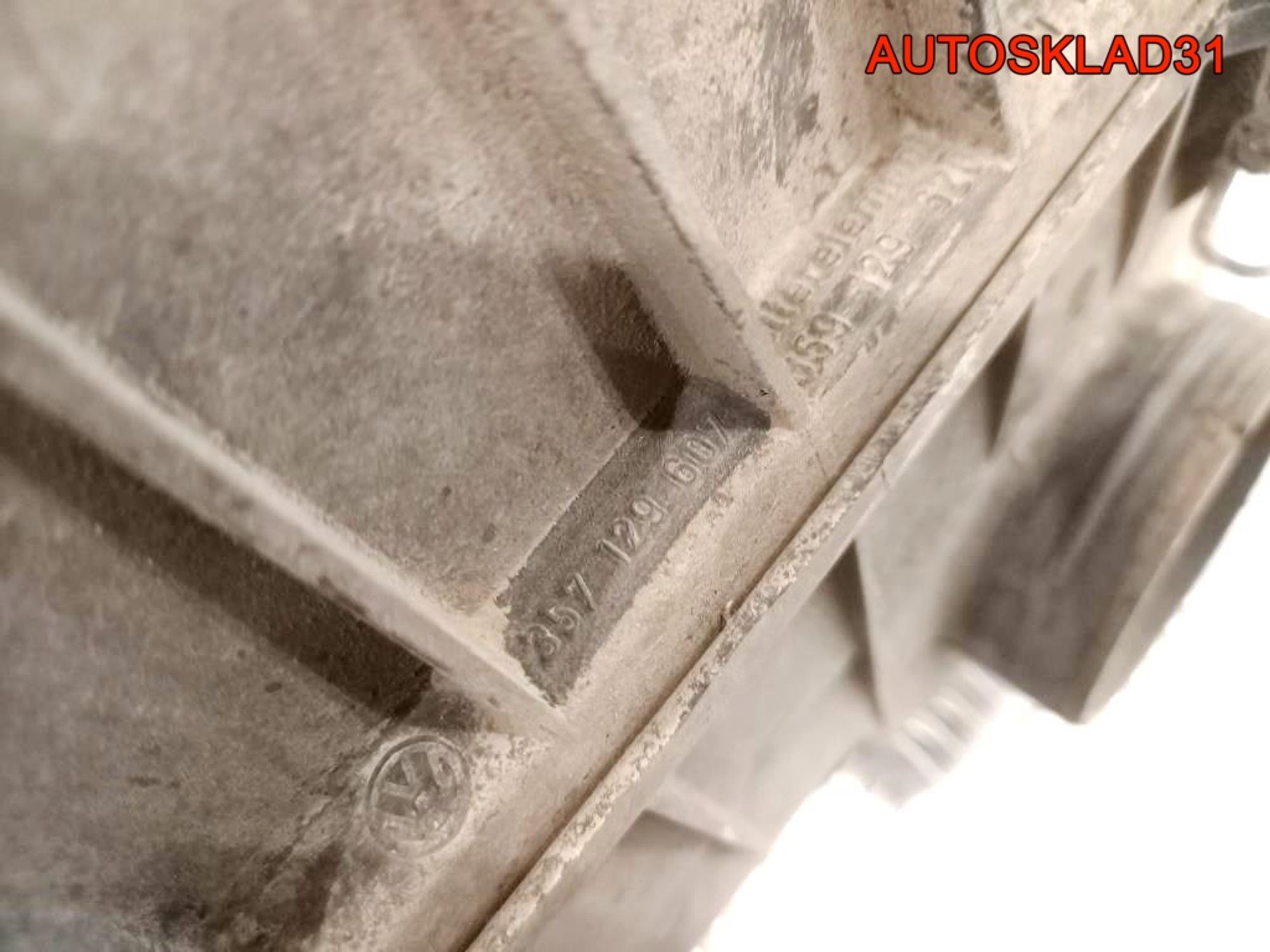 Корпус воздушного фильтра VW Passat B3 357129607, 900 рублей, Дубовое