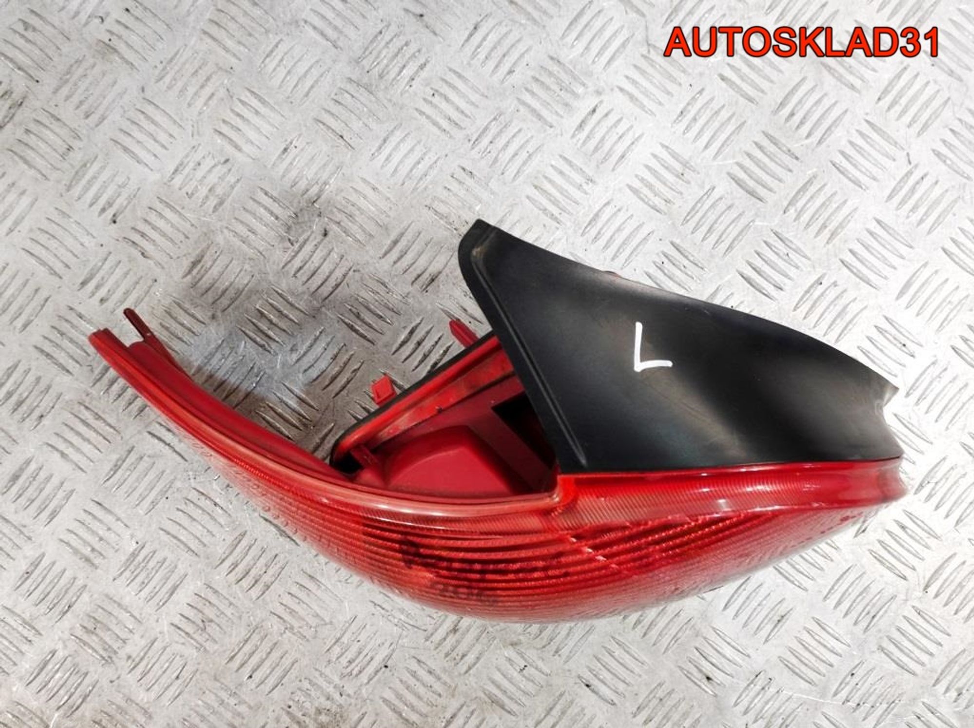 Фонарь задний левый Peugeot 206 6350S0 Хетчбэк, 4500 рублей, Дубовое