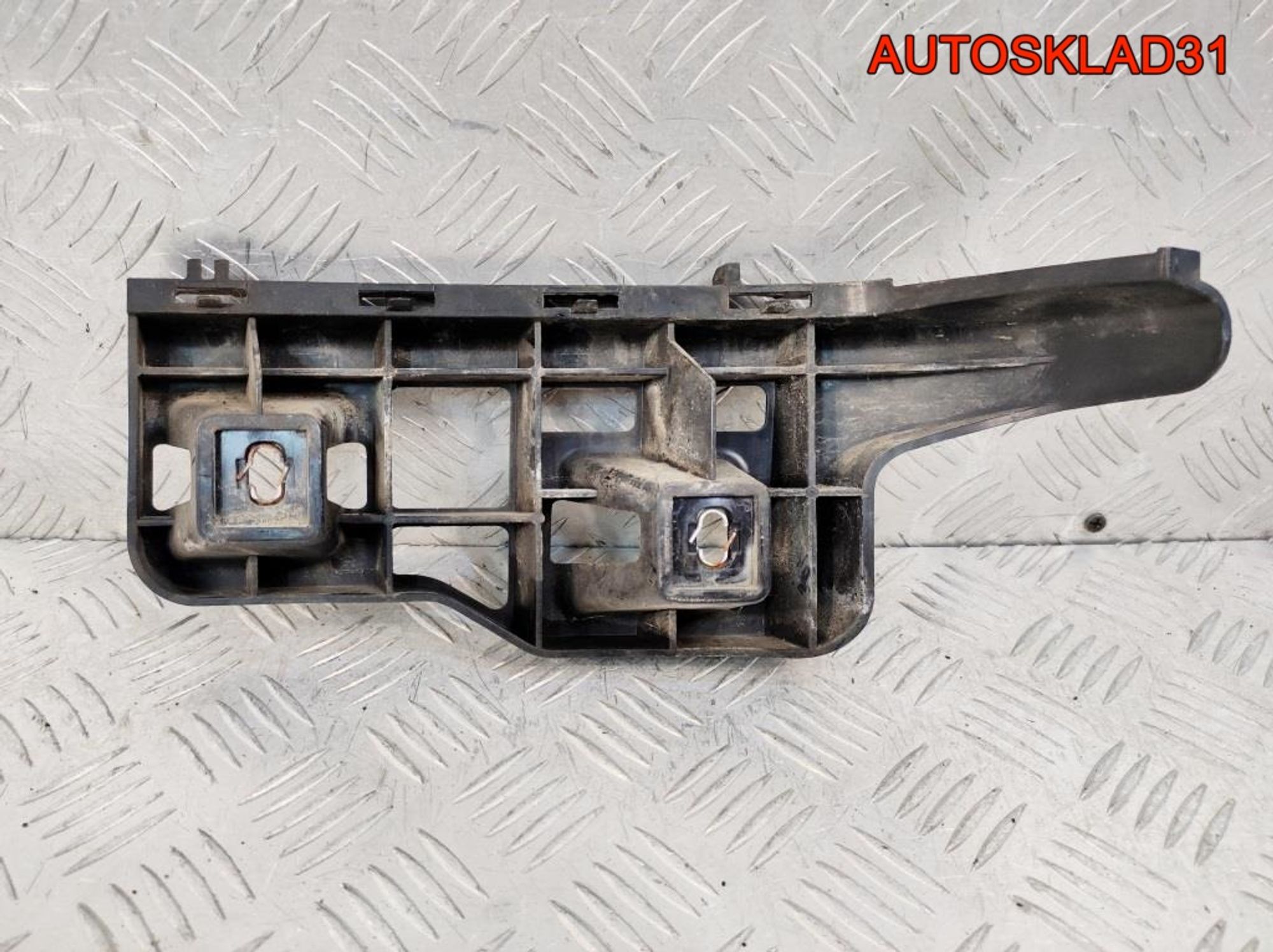 Кронштейн заднего бампера левый Mercedes GLK X204, 1000 рублей, Дубовое