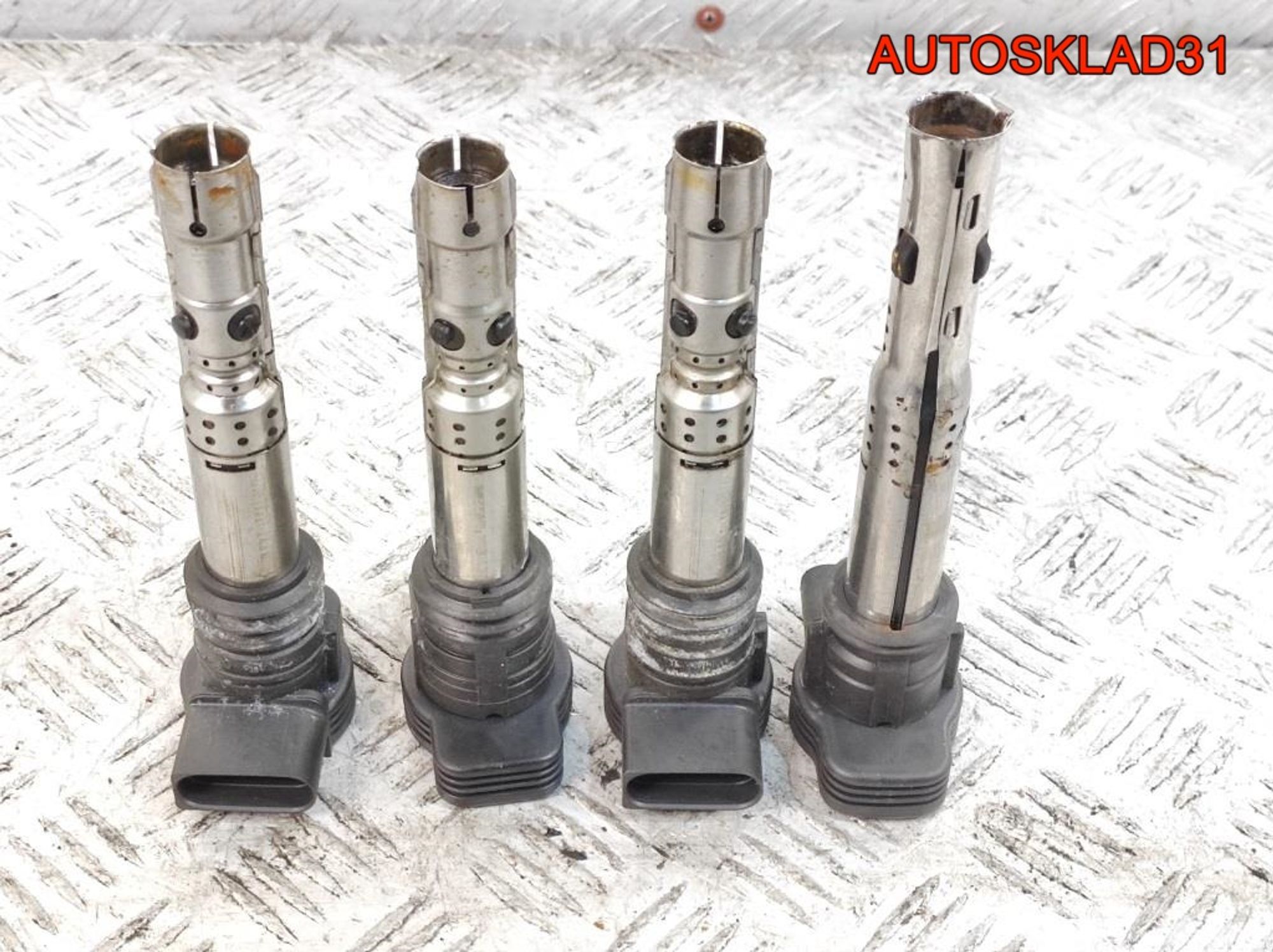 Катушка зажигания Audi A4 B7 2,0 ALT 06A905115D, 700 рублей, Дубовое