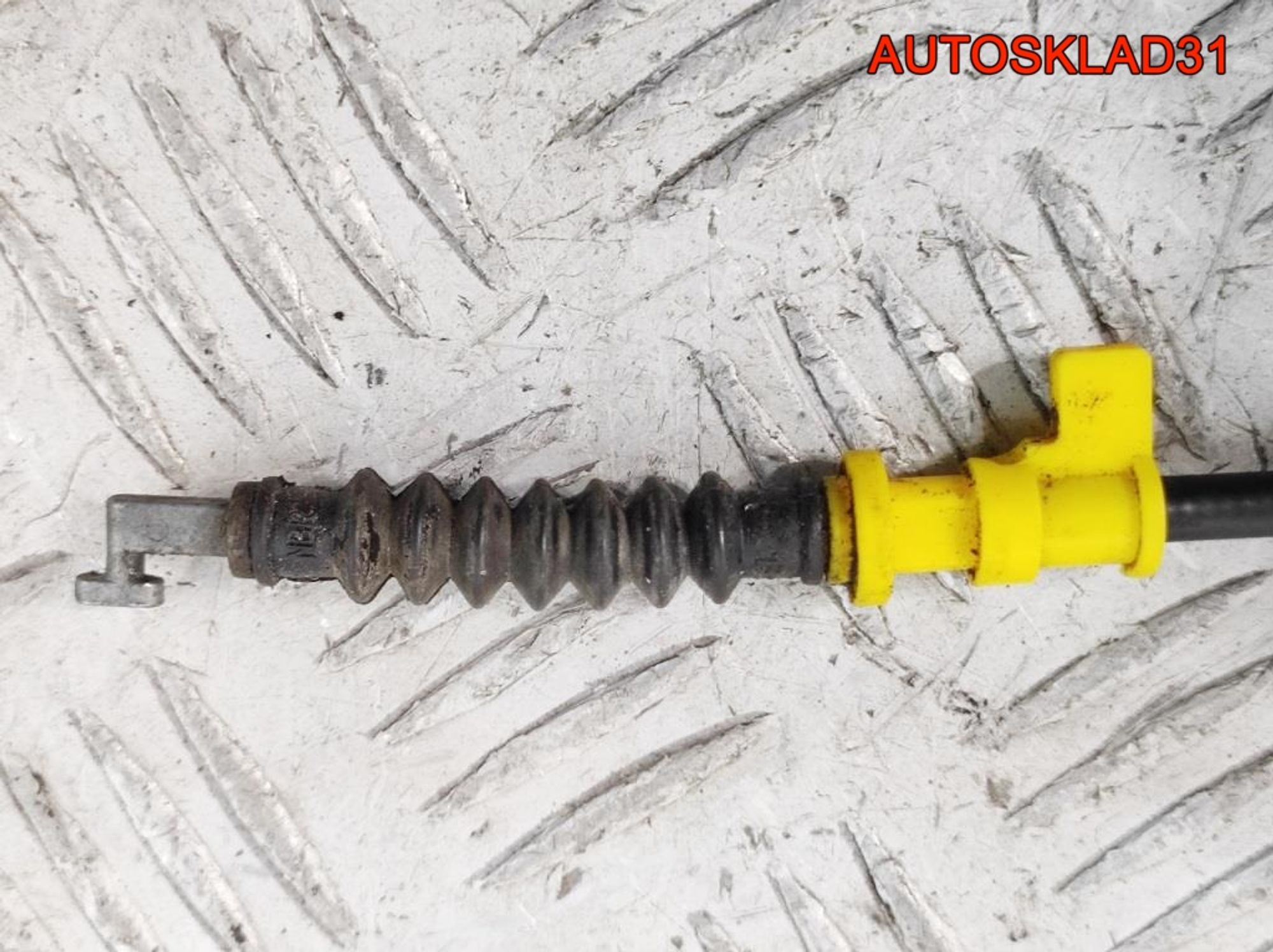 Трос открывания двери Audi A6 C7 4G 4H0837099A, 1000 рублей, Дубовое