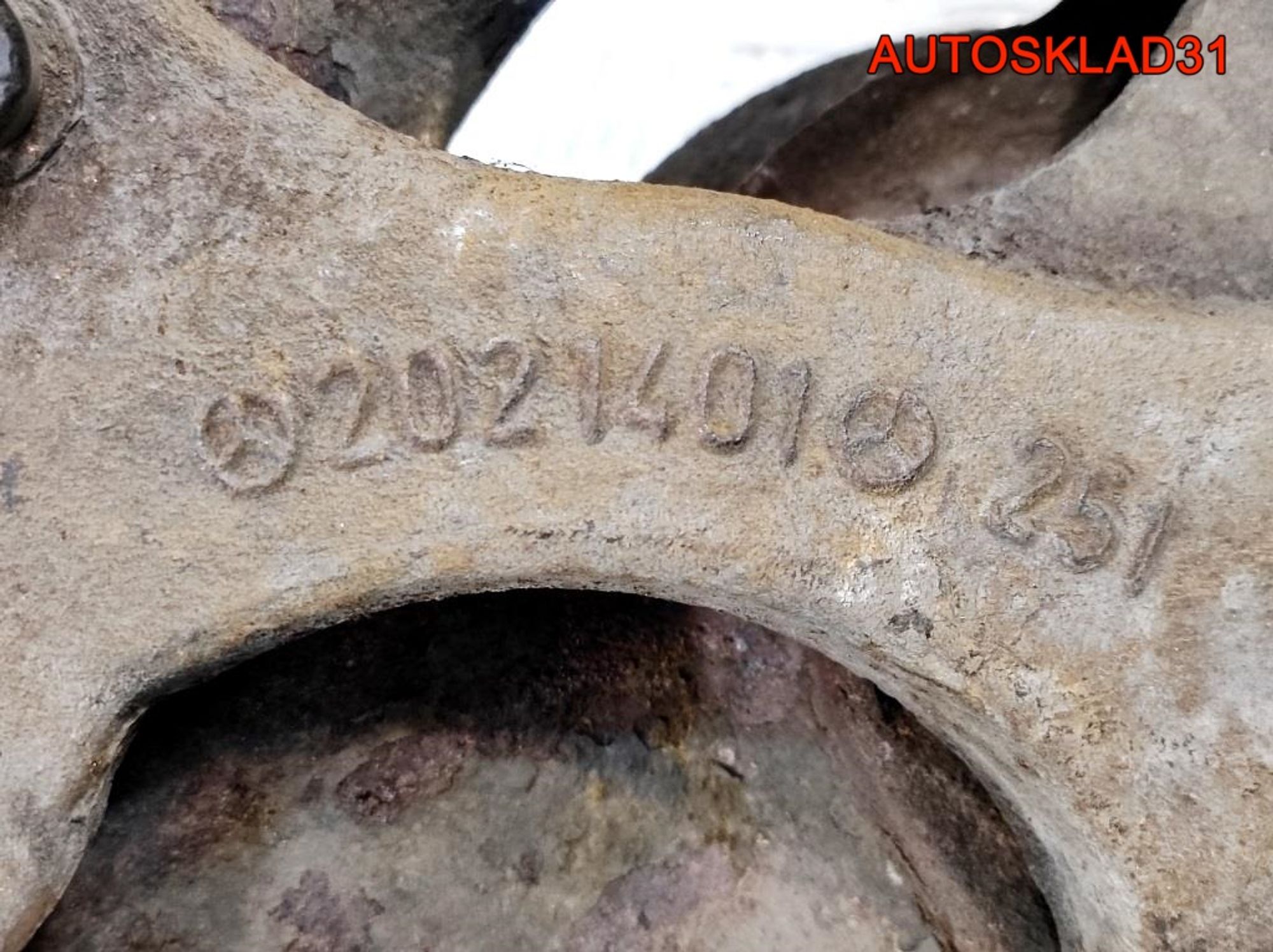 Кулак поворотный передний левый Mercedes W202, 2300 рублей, Дубовое