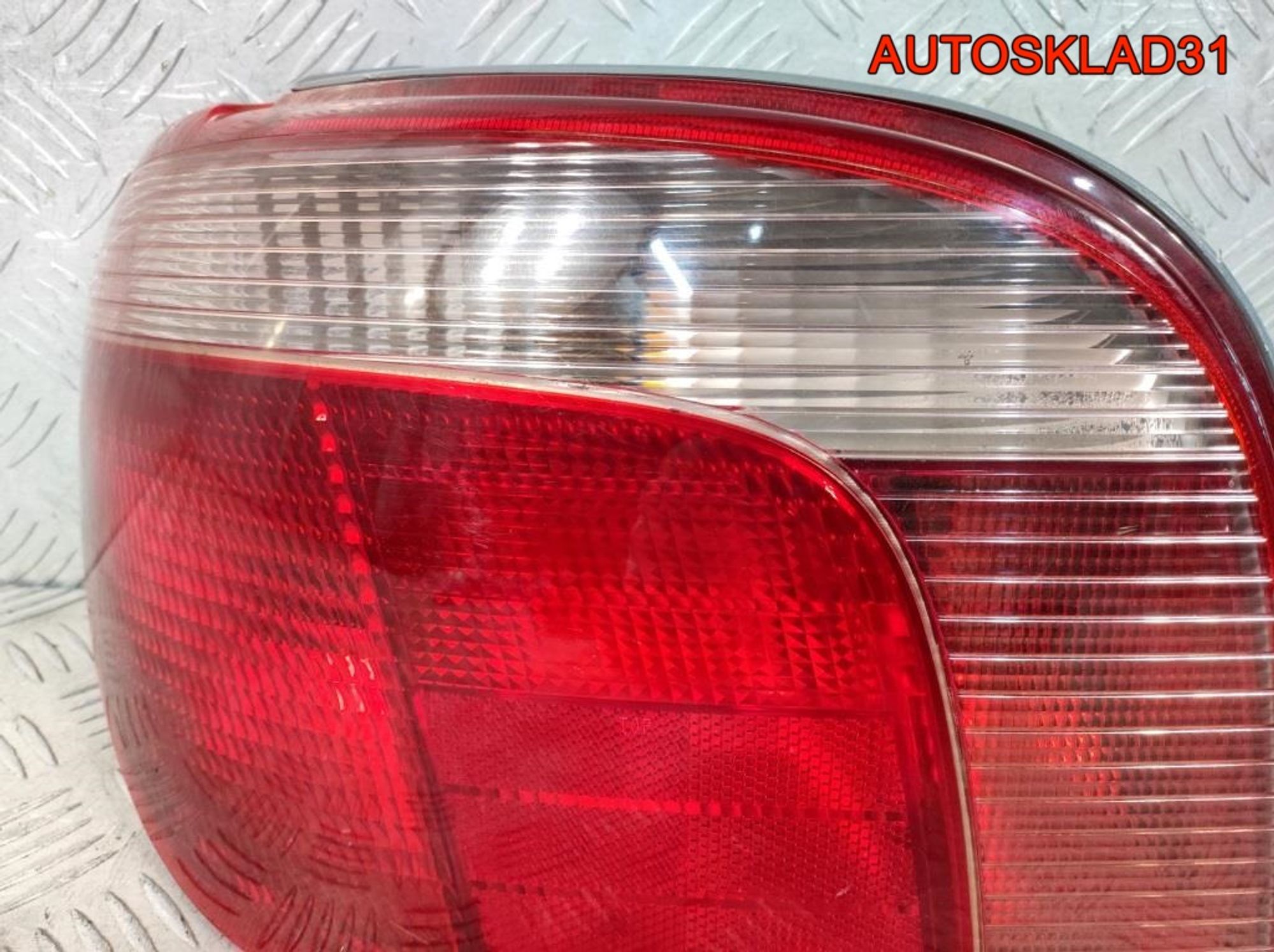 Фонарь задний левый Toyota Yaris 8156052120, 1800 рублей, Дубовое