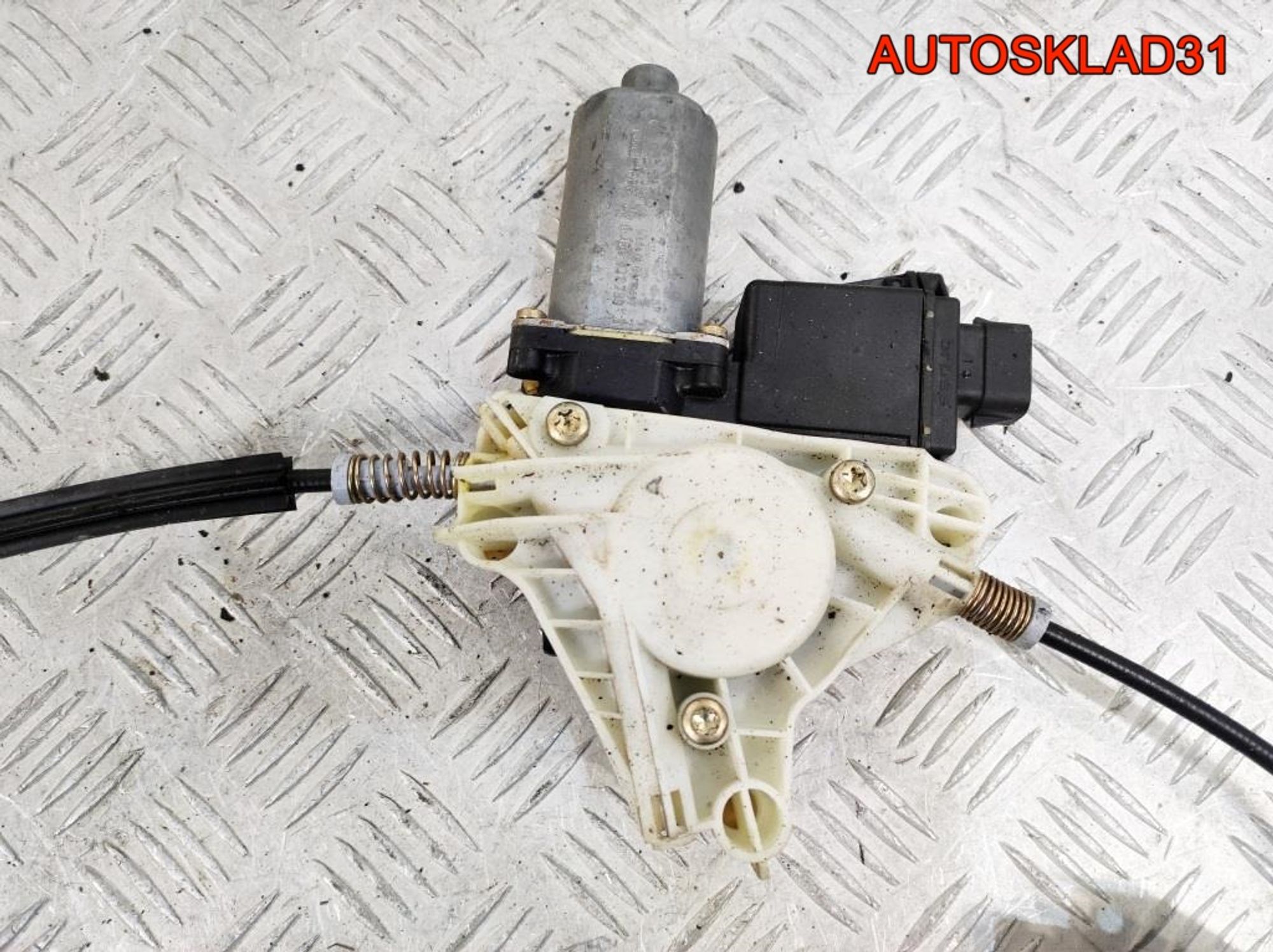 Стеклоподъемник перед правый Mitsubishi Carisma DA, 2300 рублей, Дубовое