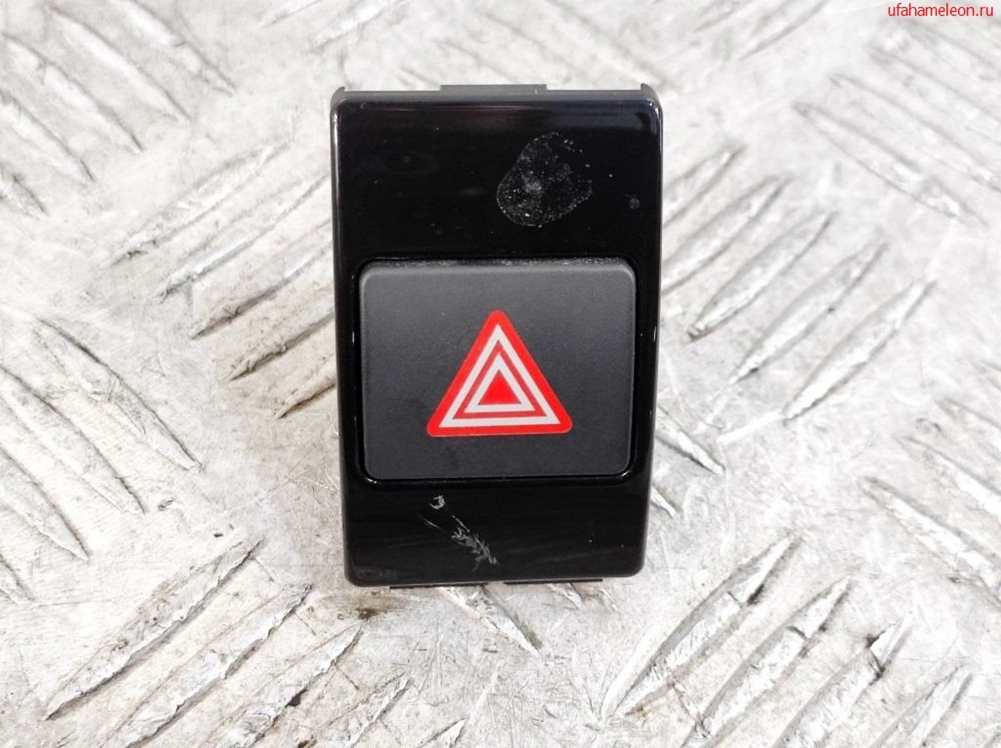 Кнопка аварийной сигнализации Audi A6 C7 4G 4G0941509, 1500 рублей, Дубовое