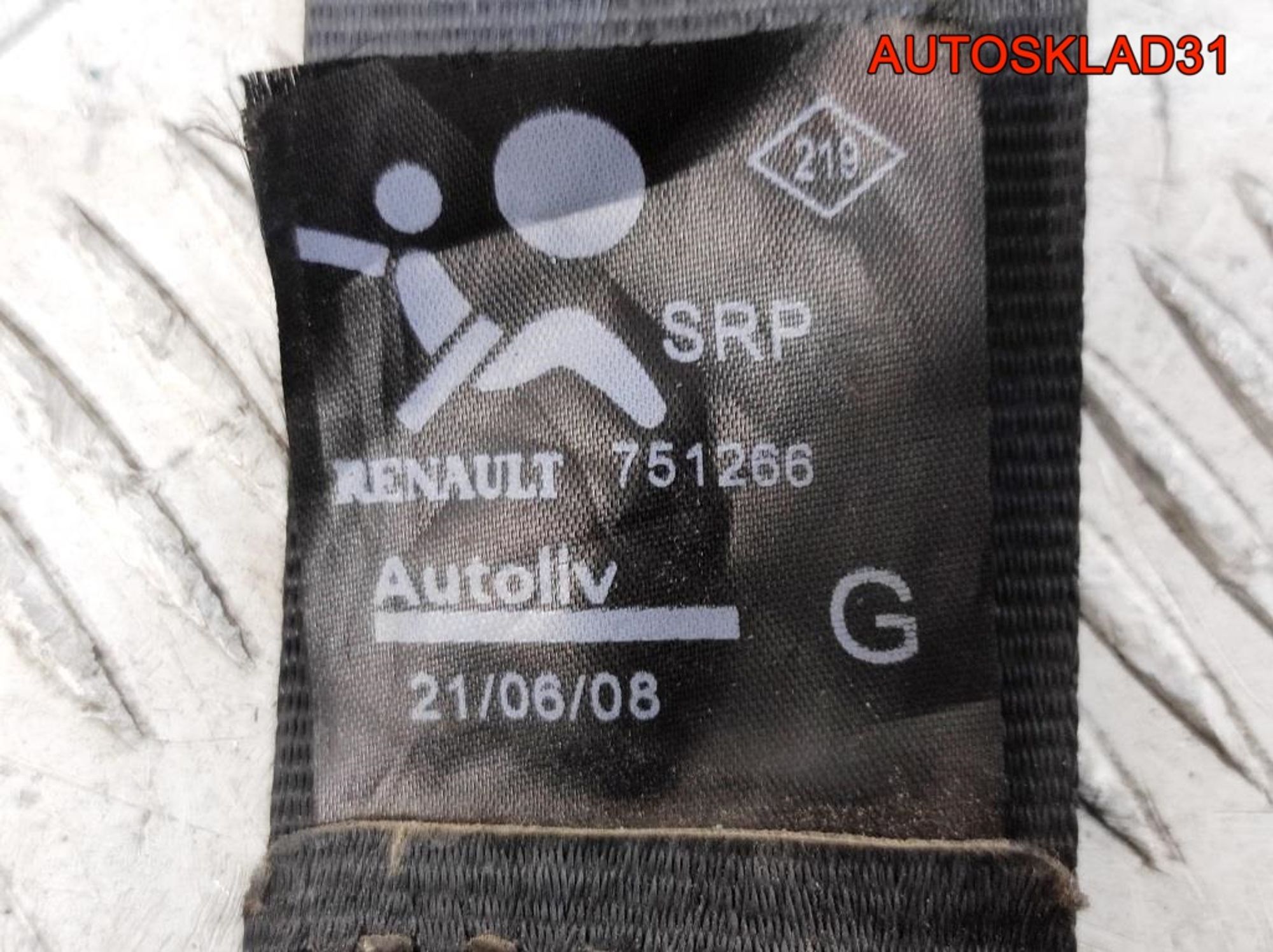 Ремень безопасности Renault Sandero 8200751266, 1900 рублей, Дубовое