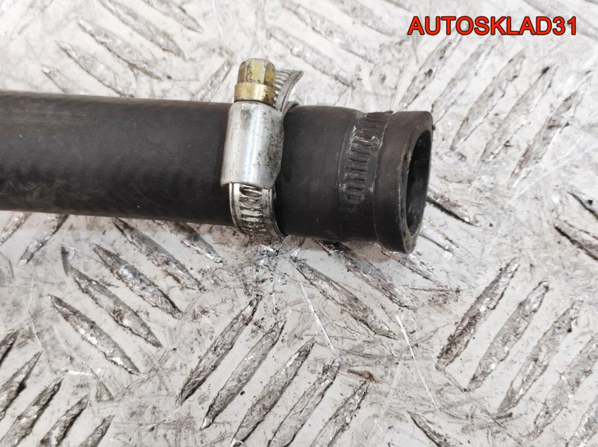 Шланг системы охлаждения VW Passat B5 1,9 AWX Дизель 3B0819372A, 1000 рублей, Дубовое