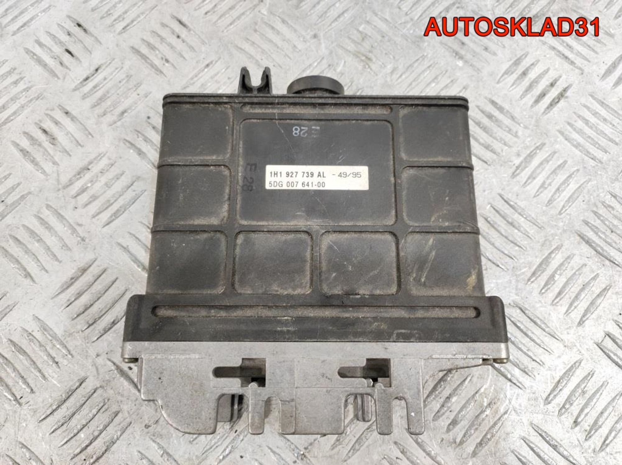 Блок ЭБУ АКПП VW Golf 3 1,8 Бензин 01M927733, 2500 рублей, Дубовое