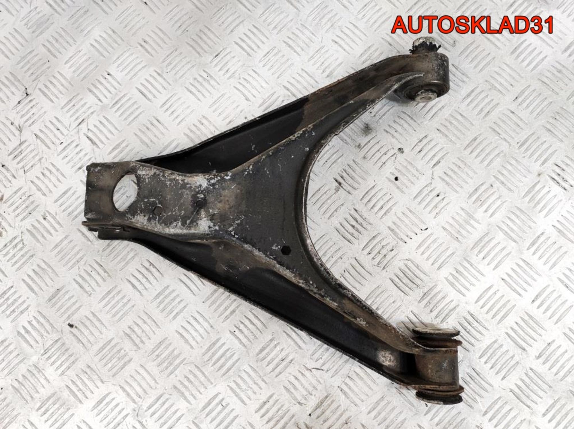 Рычаг задний нижний левый VW Passat B5 4B0505311, 900 рублей, Дубовое